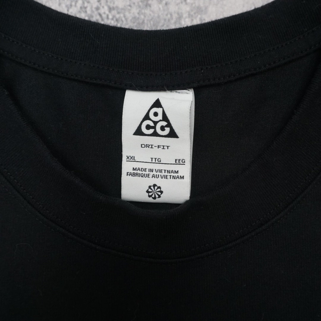 Nike ACG Graphic T-Shirt