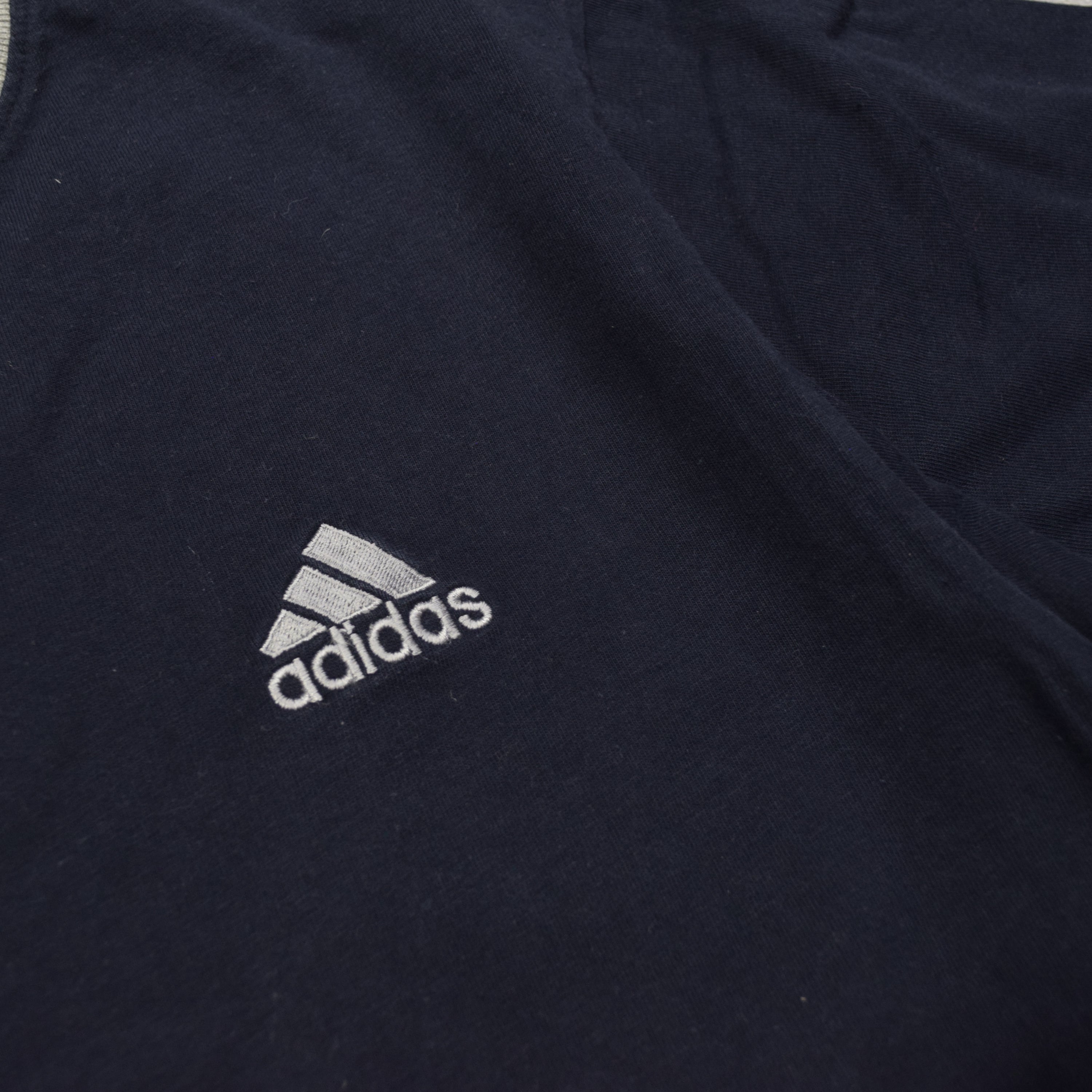 2000s Adidas T-Shirt