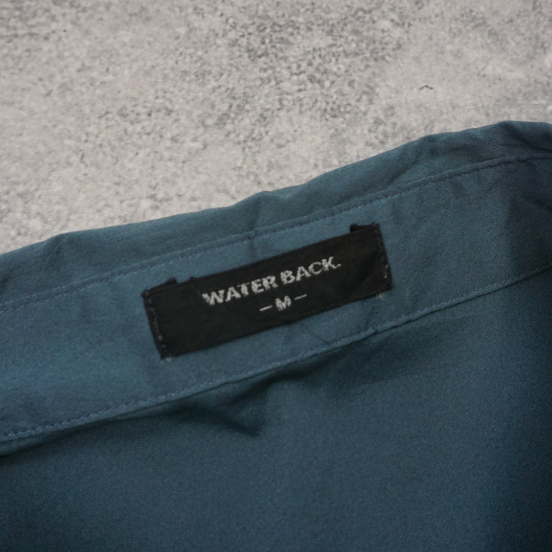 Water Back. Short Sleeve Fitted Blouse