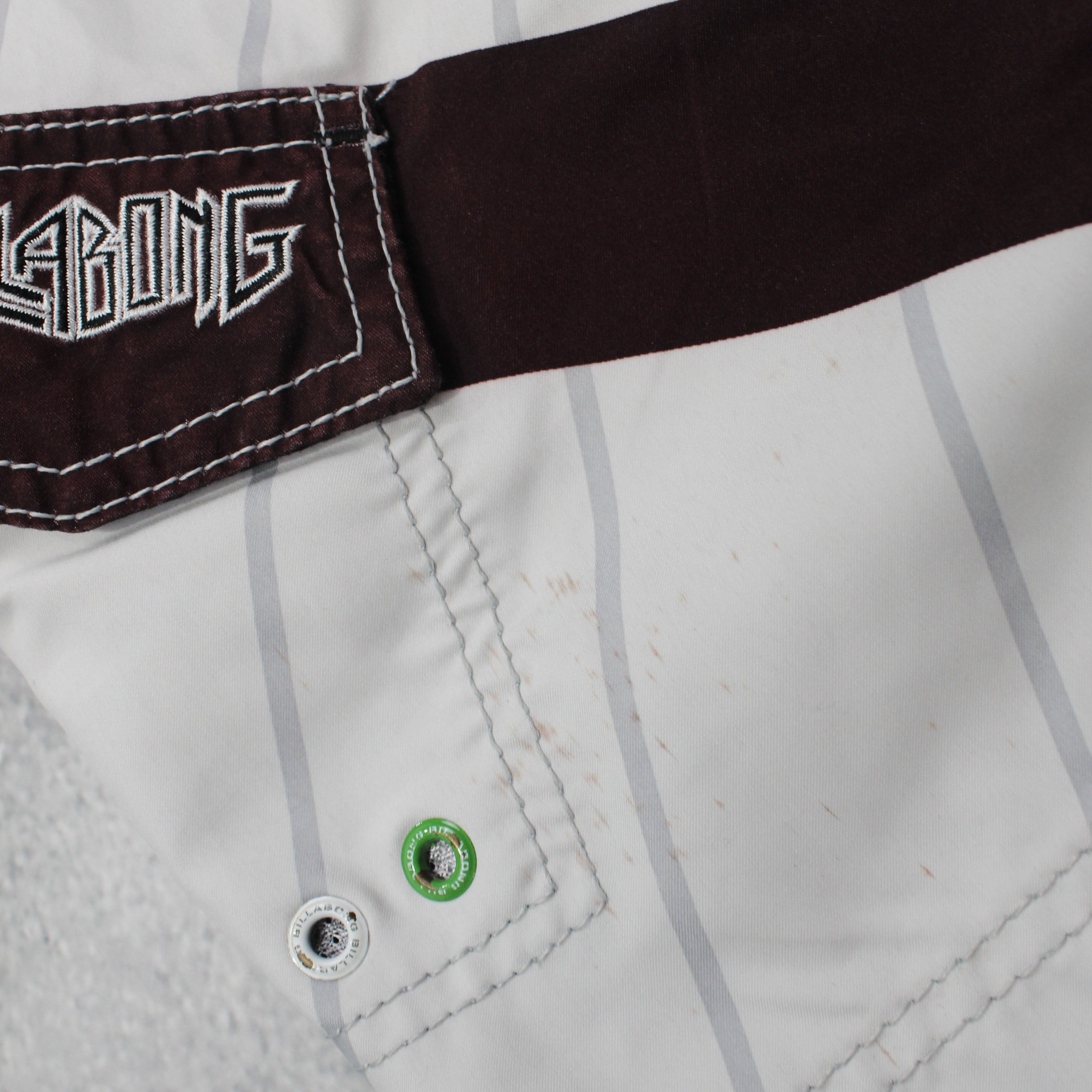 2000s Billabong Geometric Pattern Board Shorts