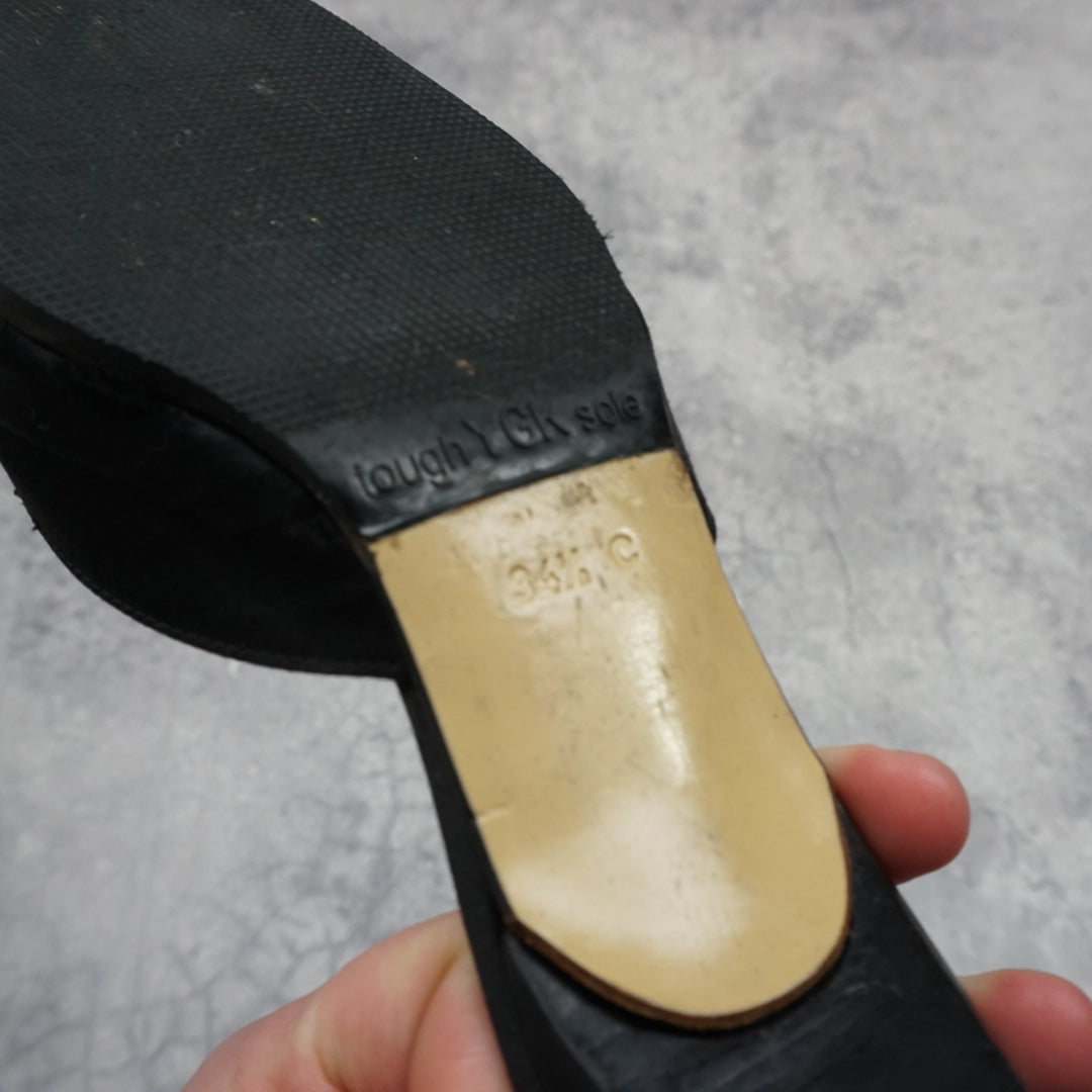 2000s Gucci Kitten Heels