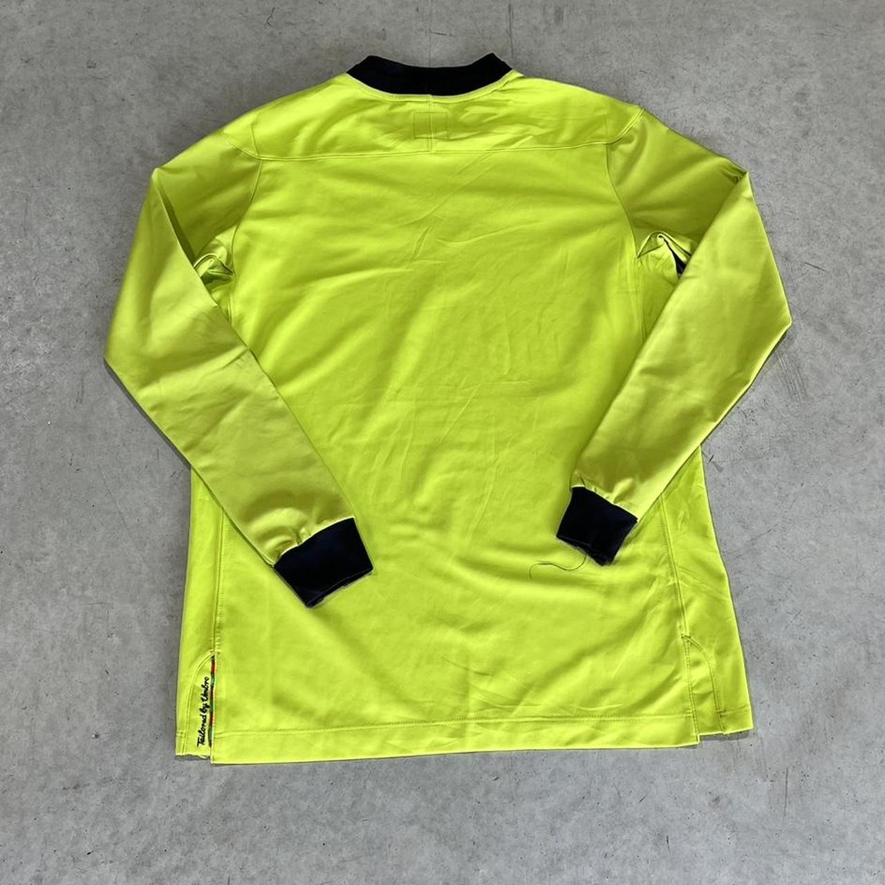 2000s Umbro Graphic Jersey