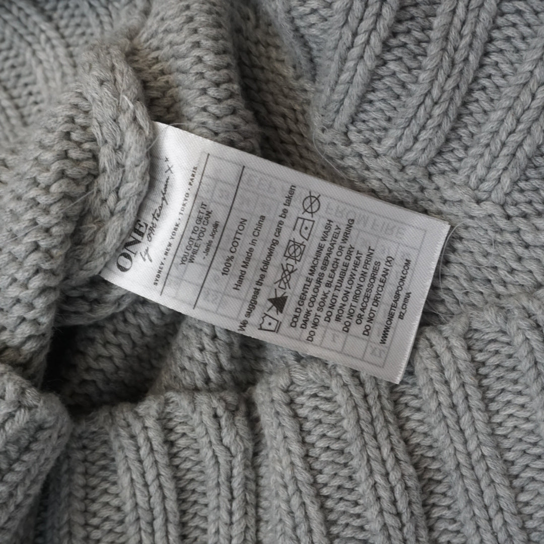 One X OneTeaspoon Cable Knit Cropped Top Knit