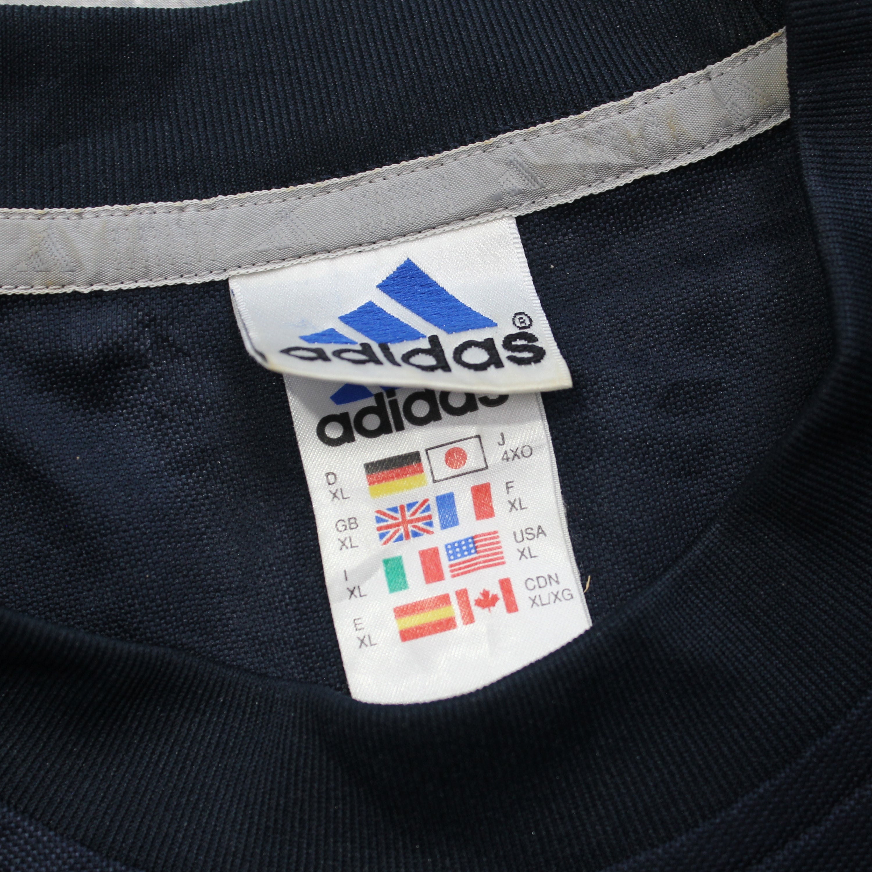 2000s Adidas T-Shirt