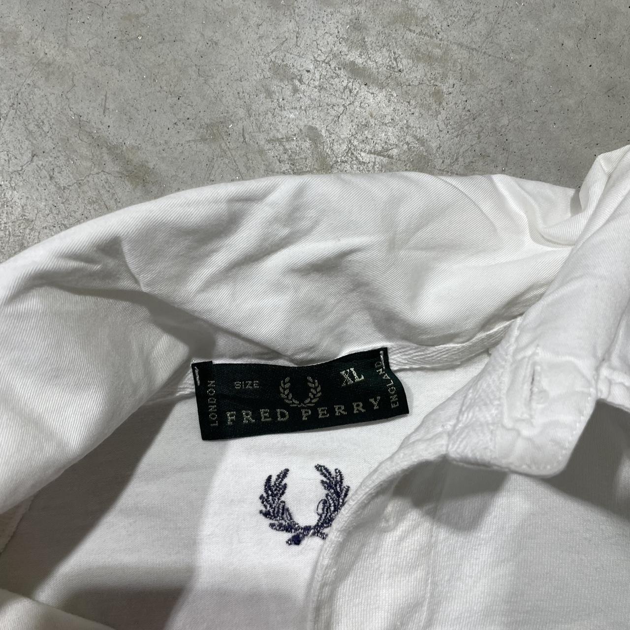 2000s Fred Perry Long Sleeve T-Shirt