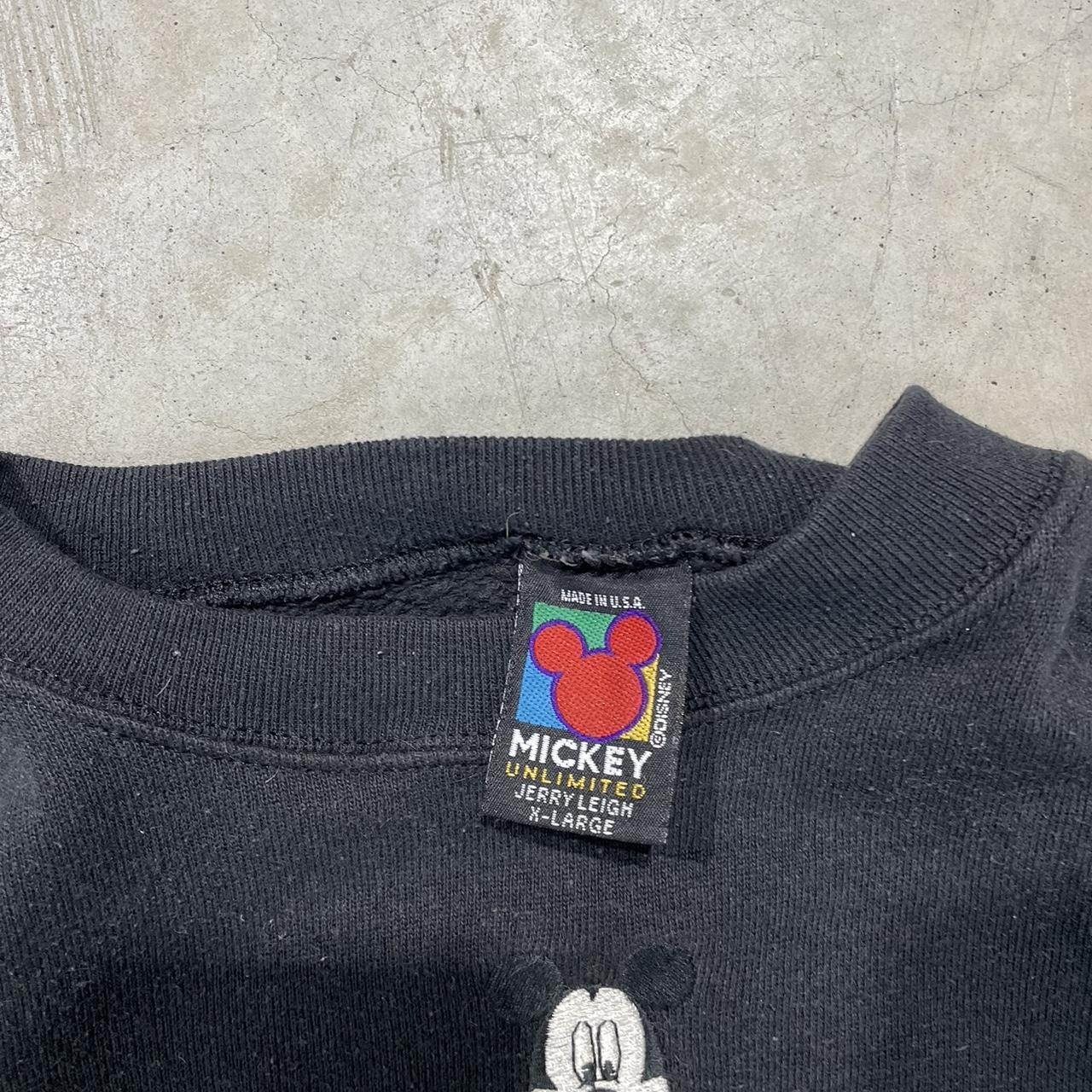 2000s Mickey Mouse Graphic Sweatshirt