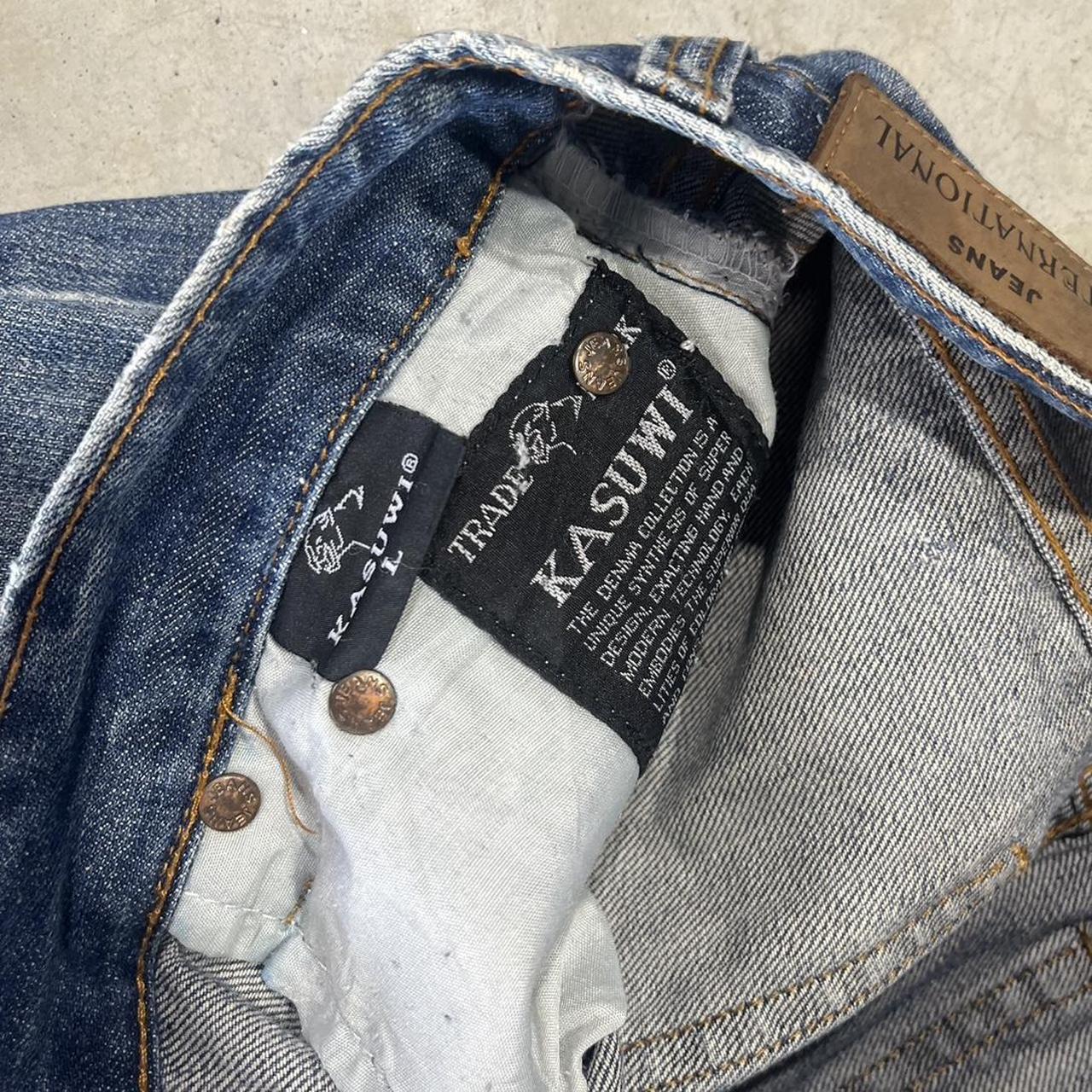 2000s Kawusi Embroidered Jeans