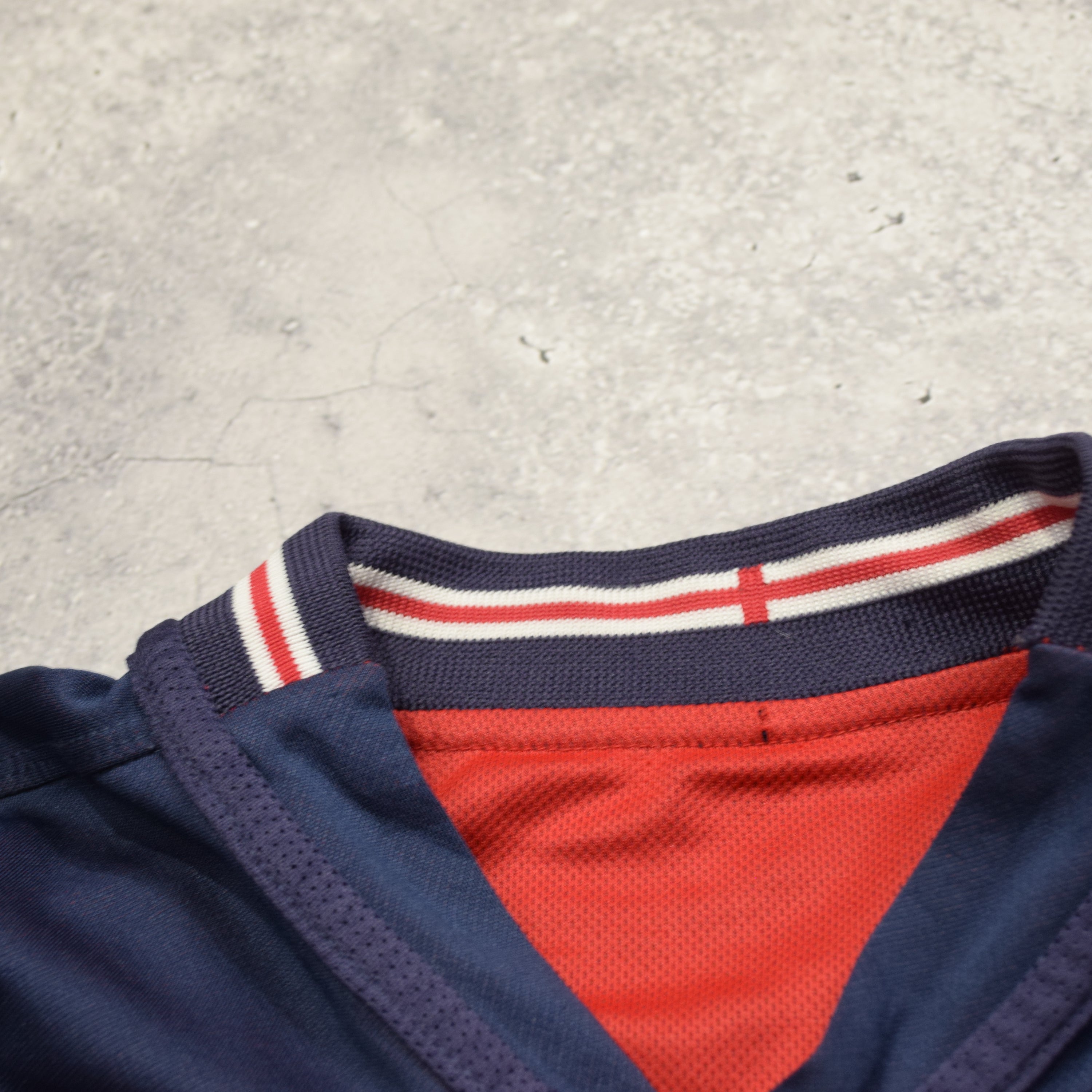 2000s Umbro England Graphic Jersey