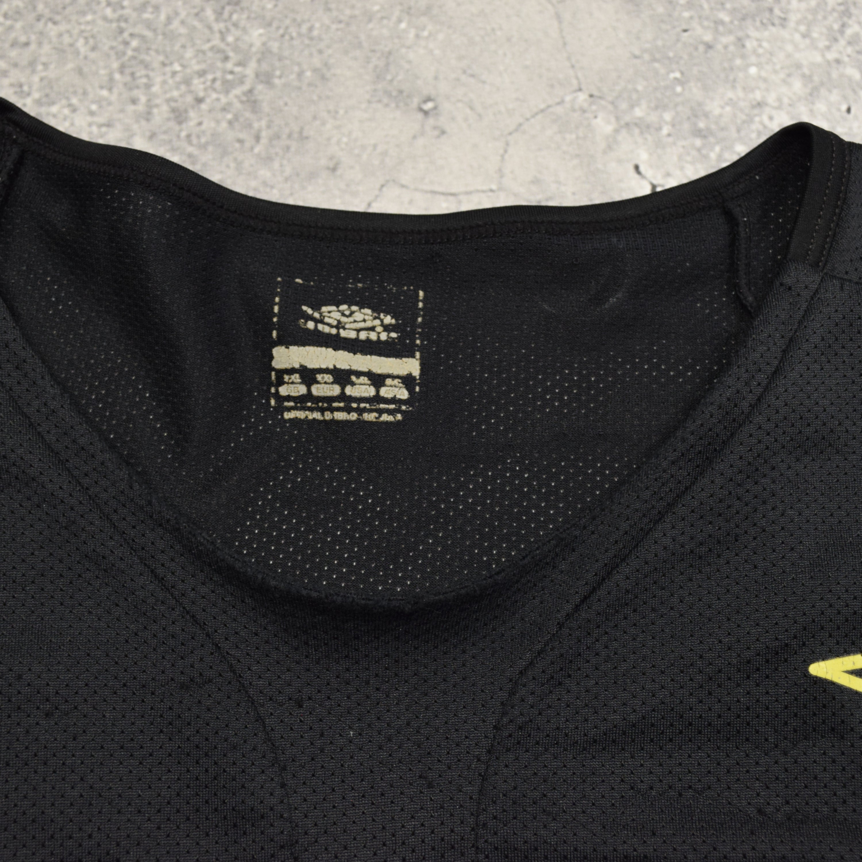 2000s Umbro Athletic Performance Jersey