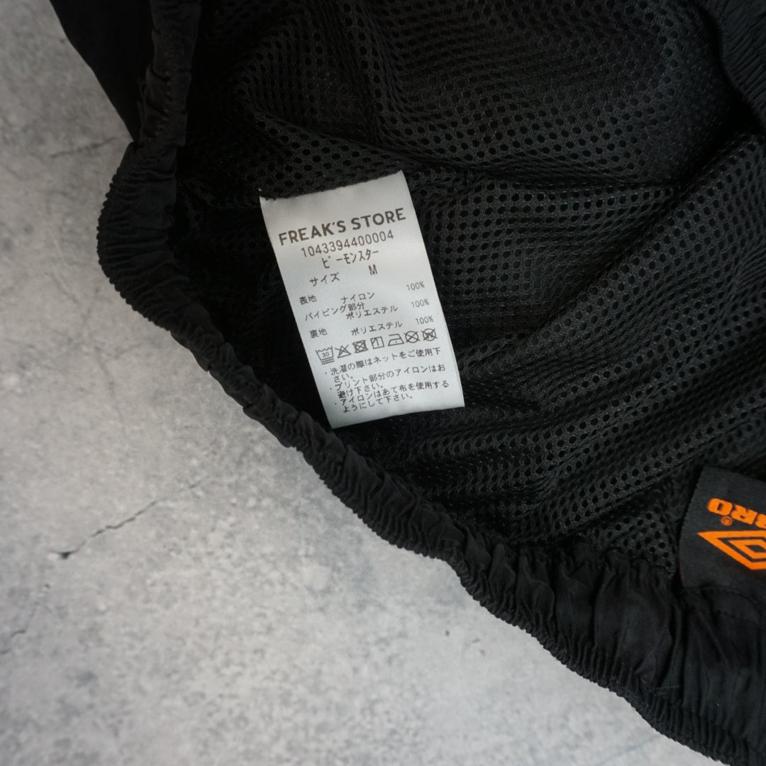 Umbro Nylon Reflective Cargo Pants