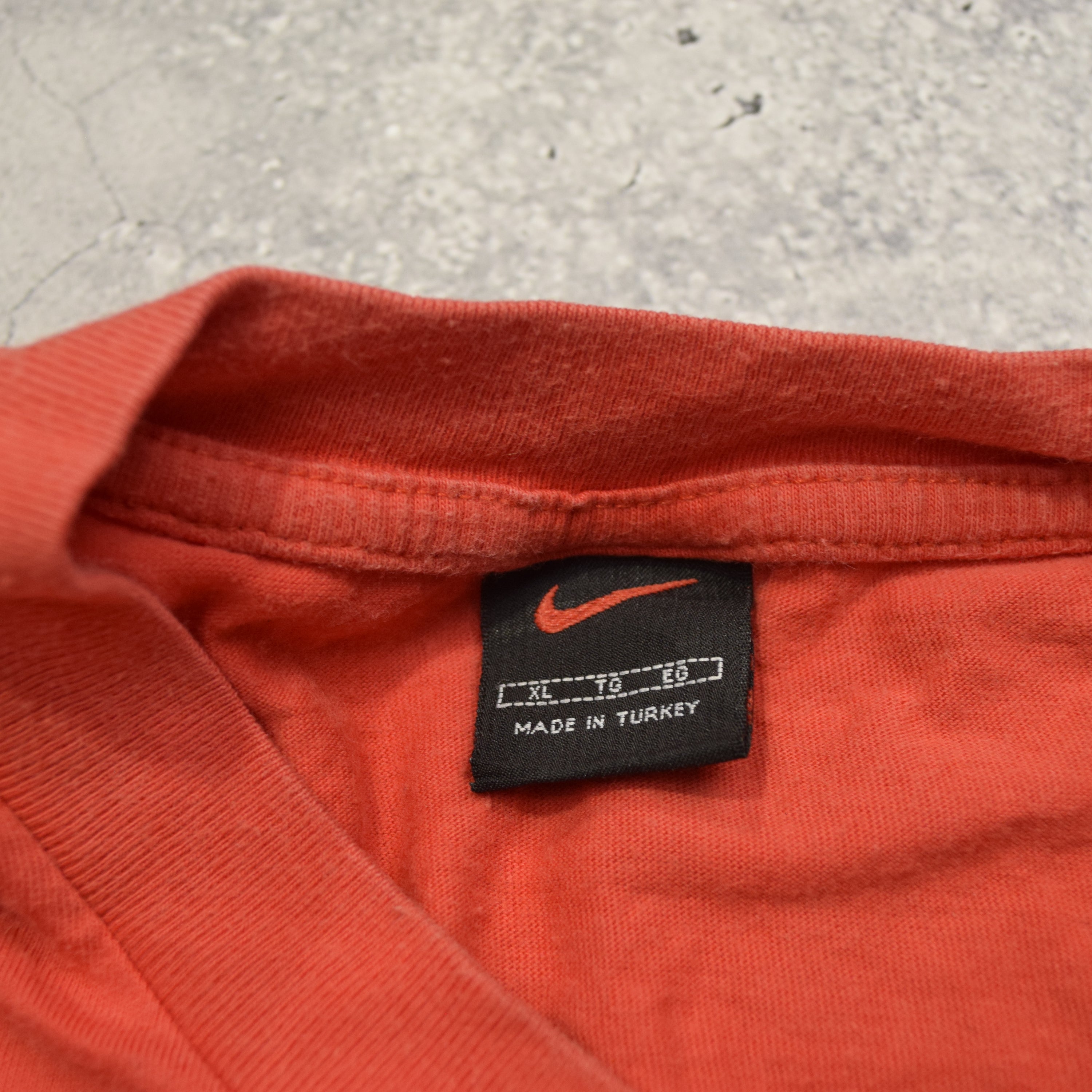 2000s Nike T-Shirt