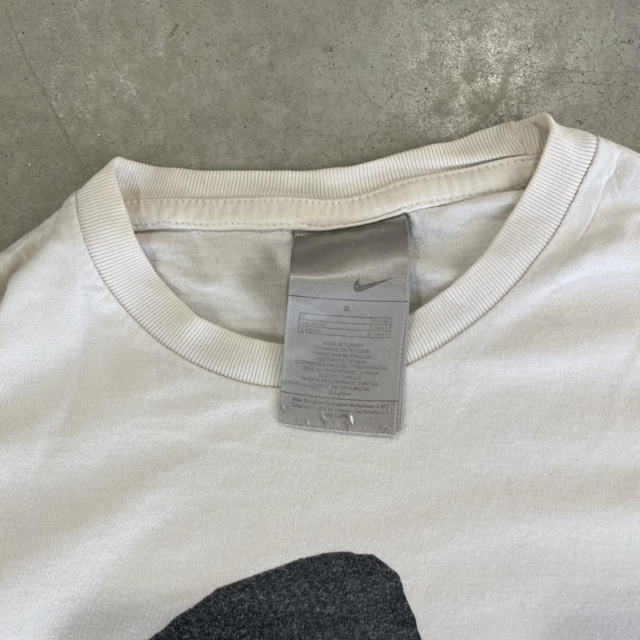 2000s nike Graphic T-Shirt