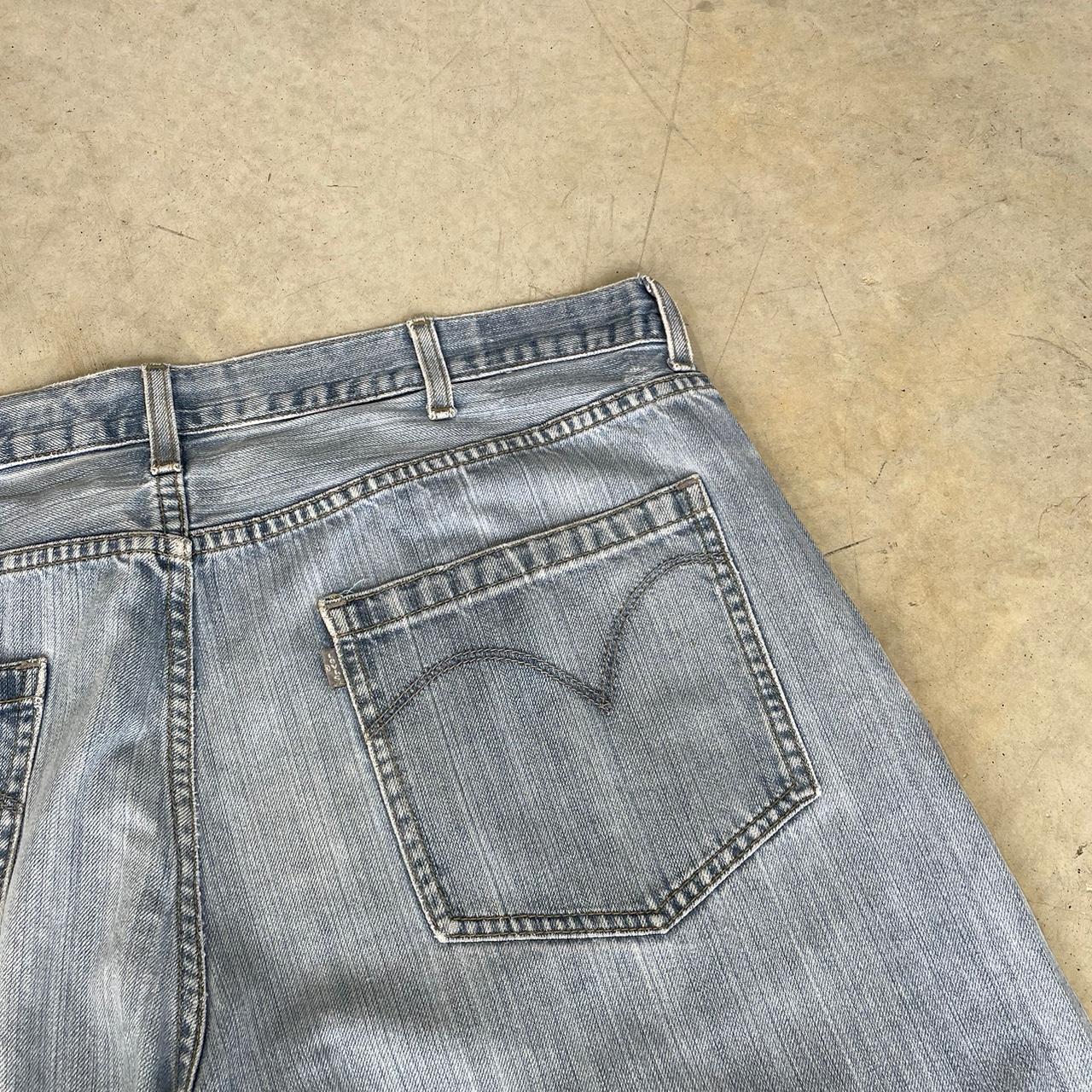 2000s Levi’s Baggy Jeans