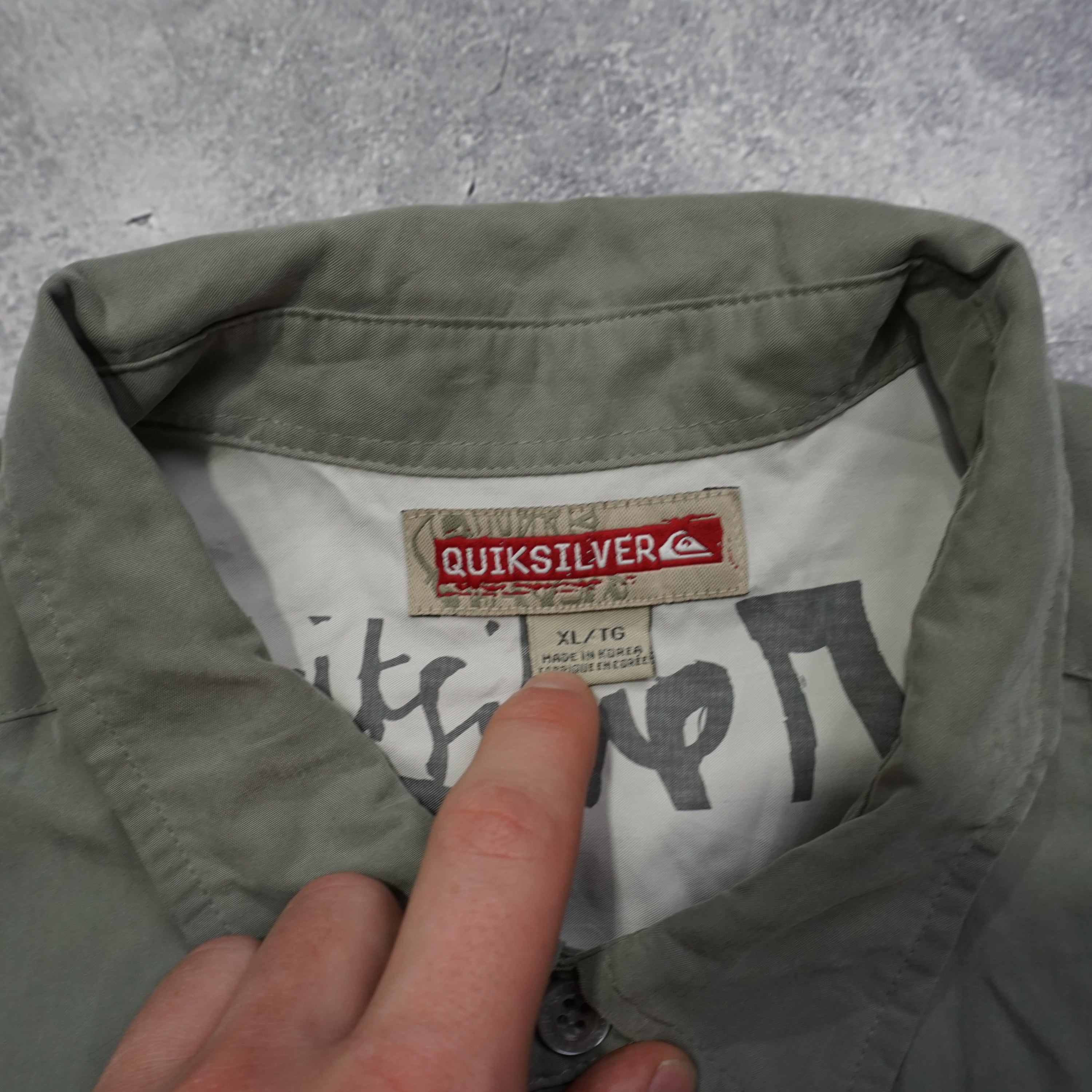 2000s Quiksilver Button Up Shirt