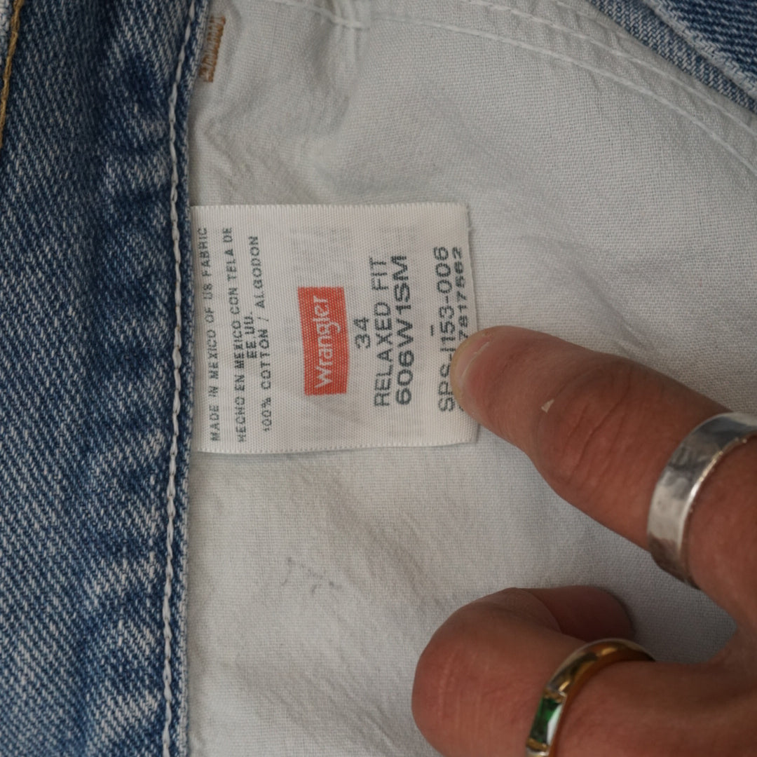 90s Wrangler Relaxed Fit Light Wash Jorts