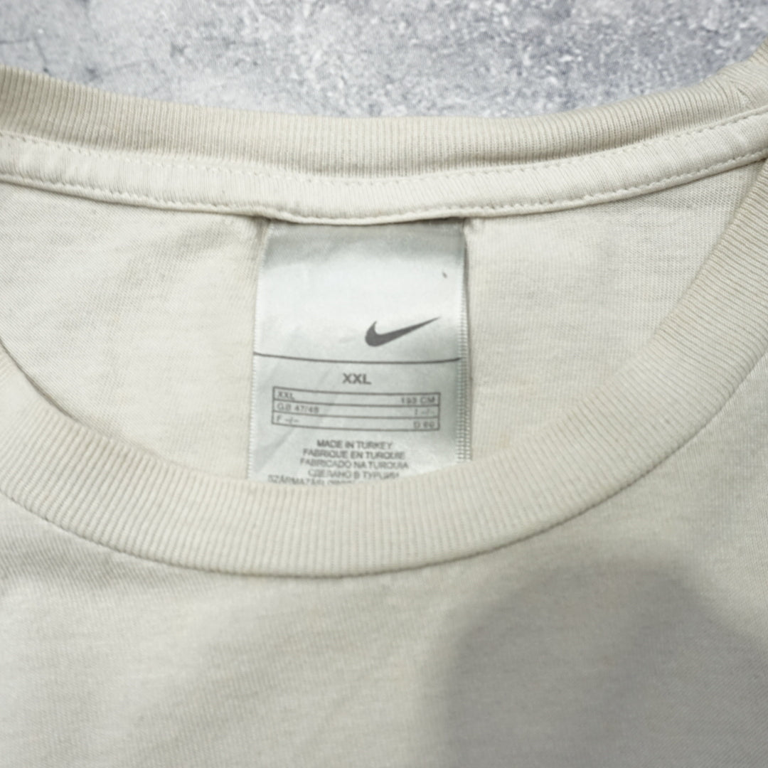 2000s Nike T-Shirt