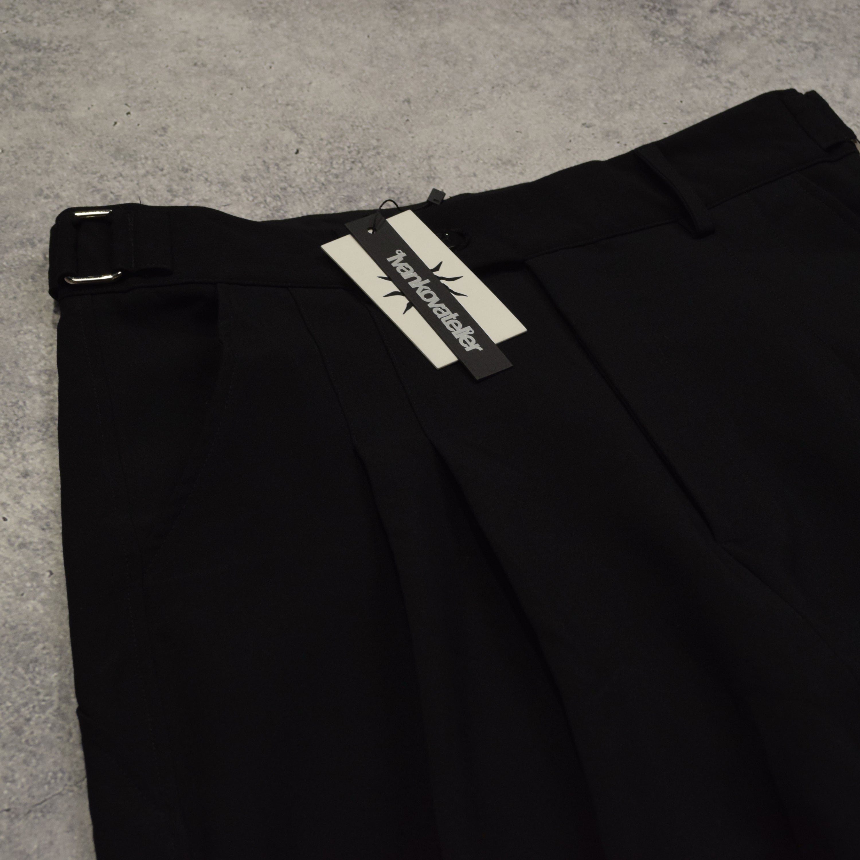 Mode Ivankovatelier Tailored Pleated Pants