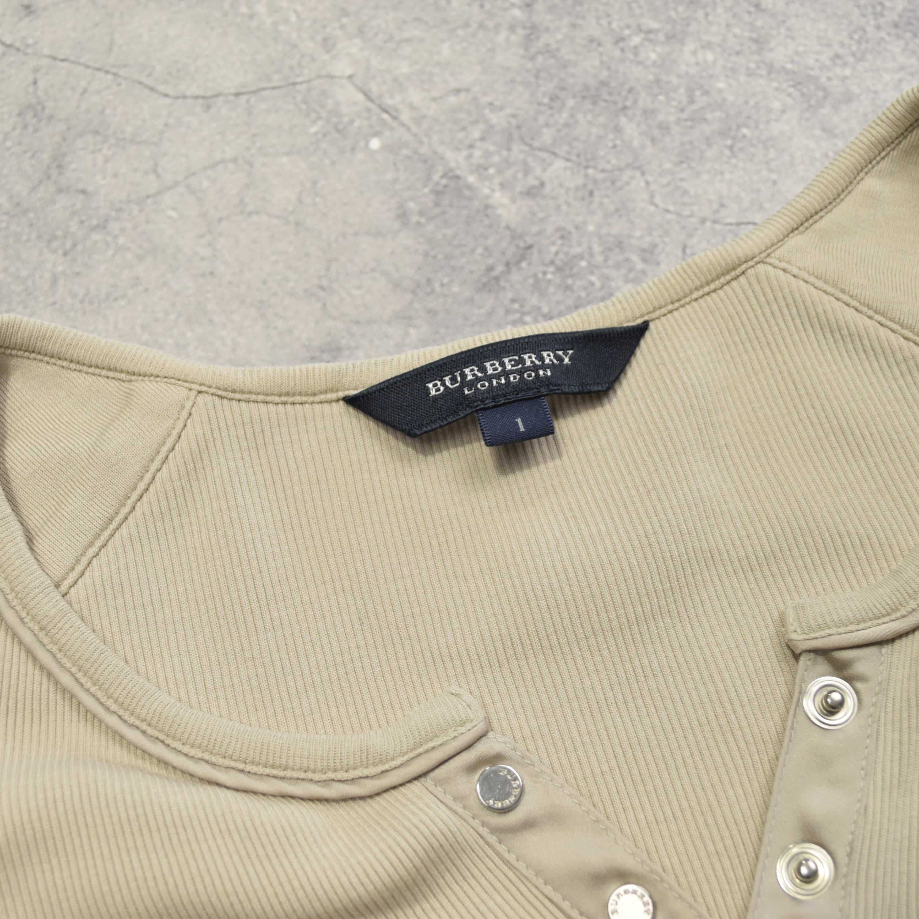 2000s Burberry Henley T-Shirt
