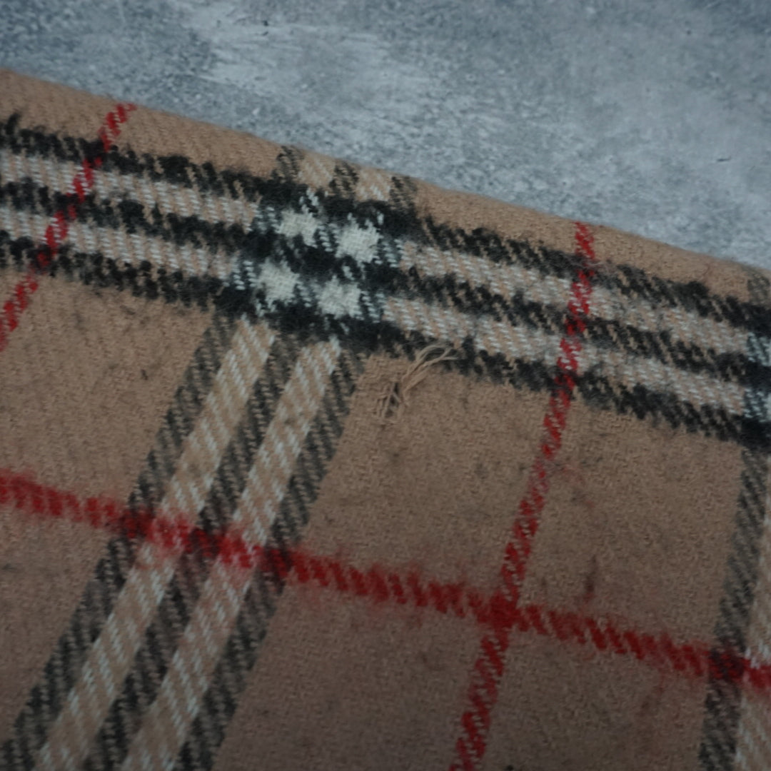 90s Burberrys Nova Check Lambswool Scarf