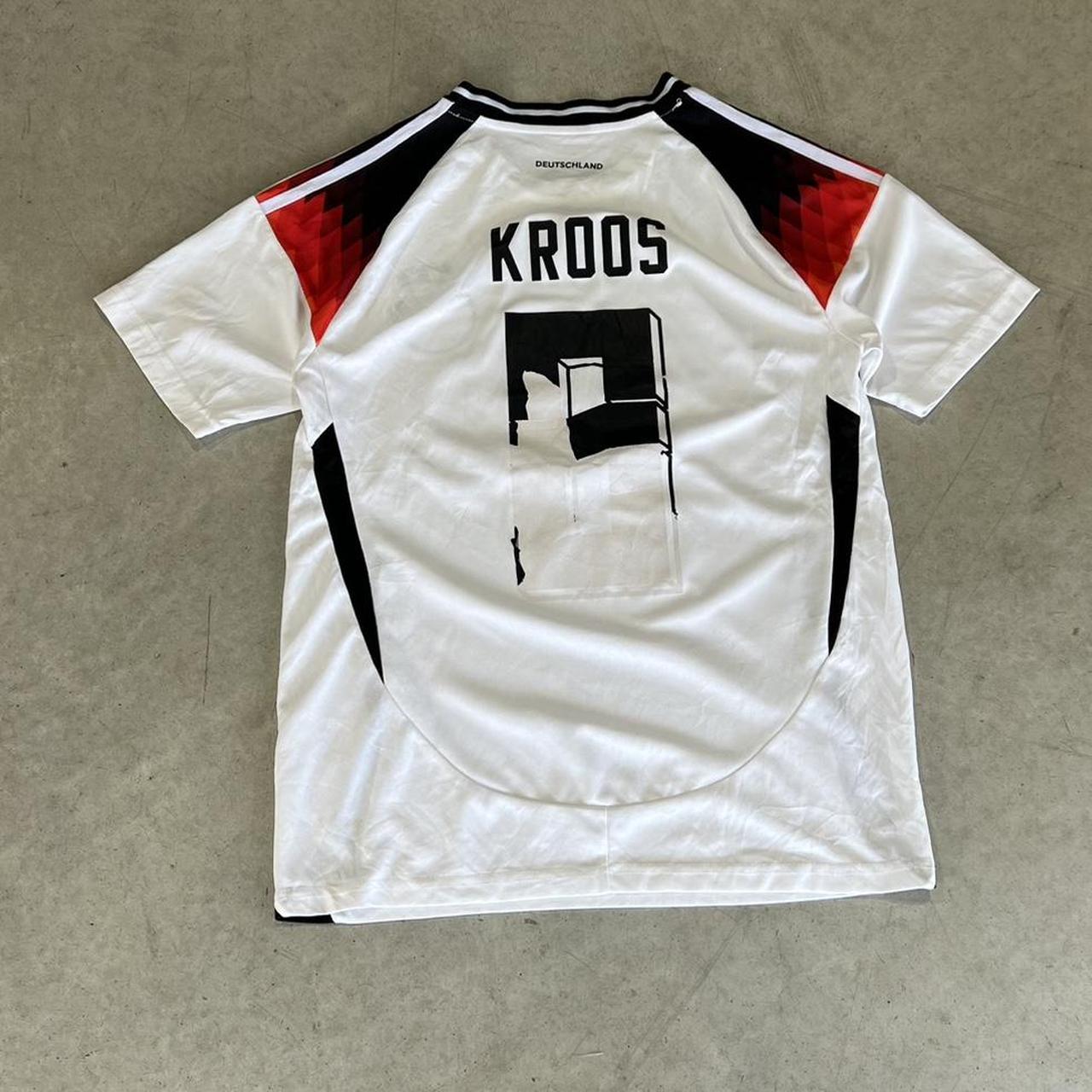 2000s Graphic Jersey