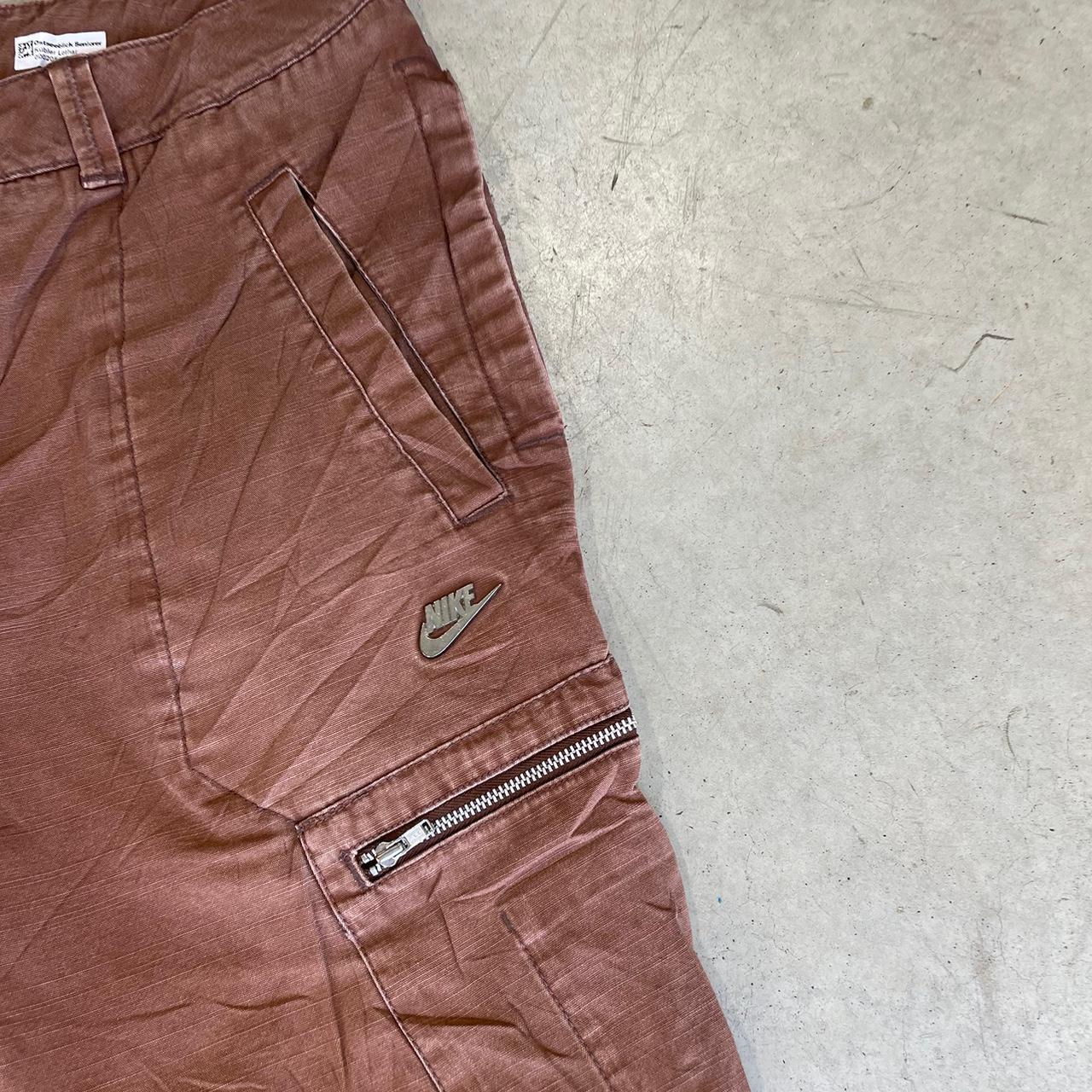 2000s Nike Cargo Shorts