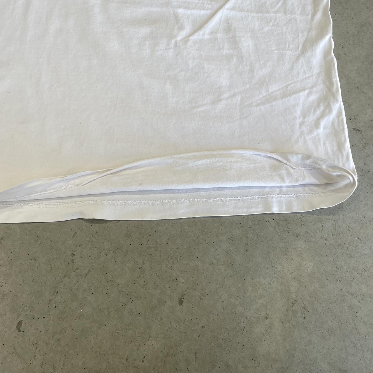 2000s Niketee Graphic T-Shirt