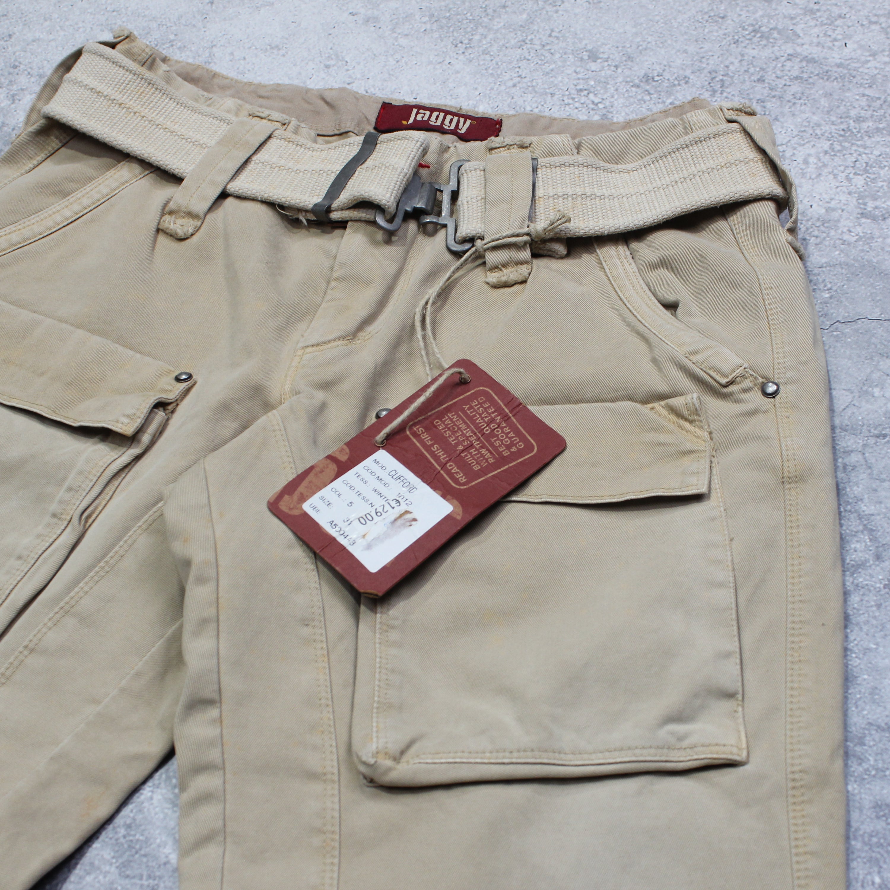 Jaggy Cargo Pants