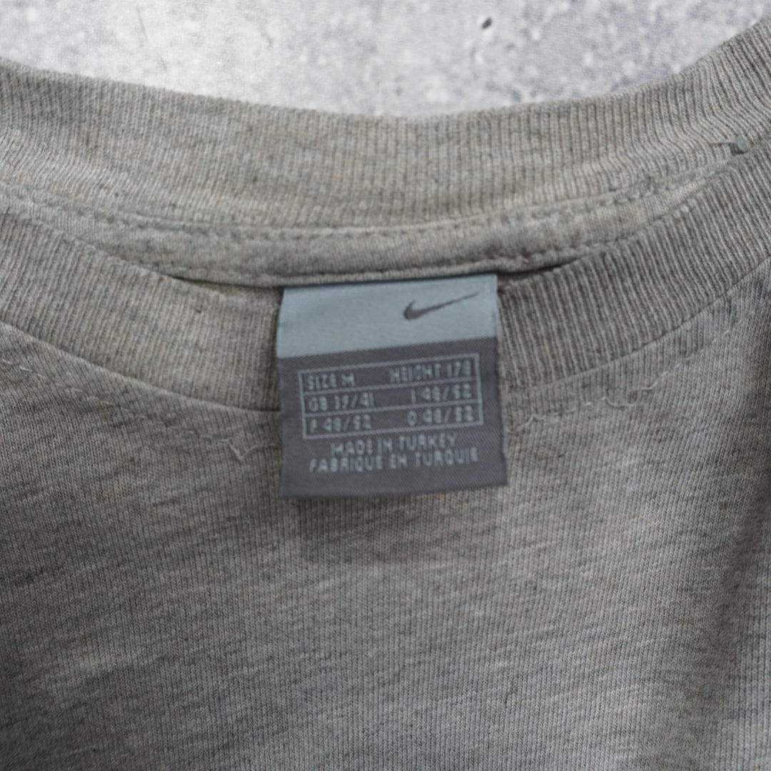 2000s Nike T-Shirt