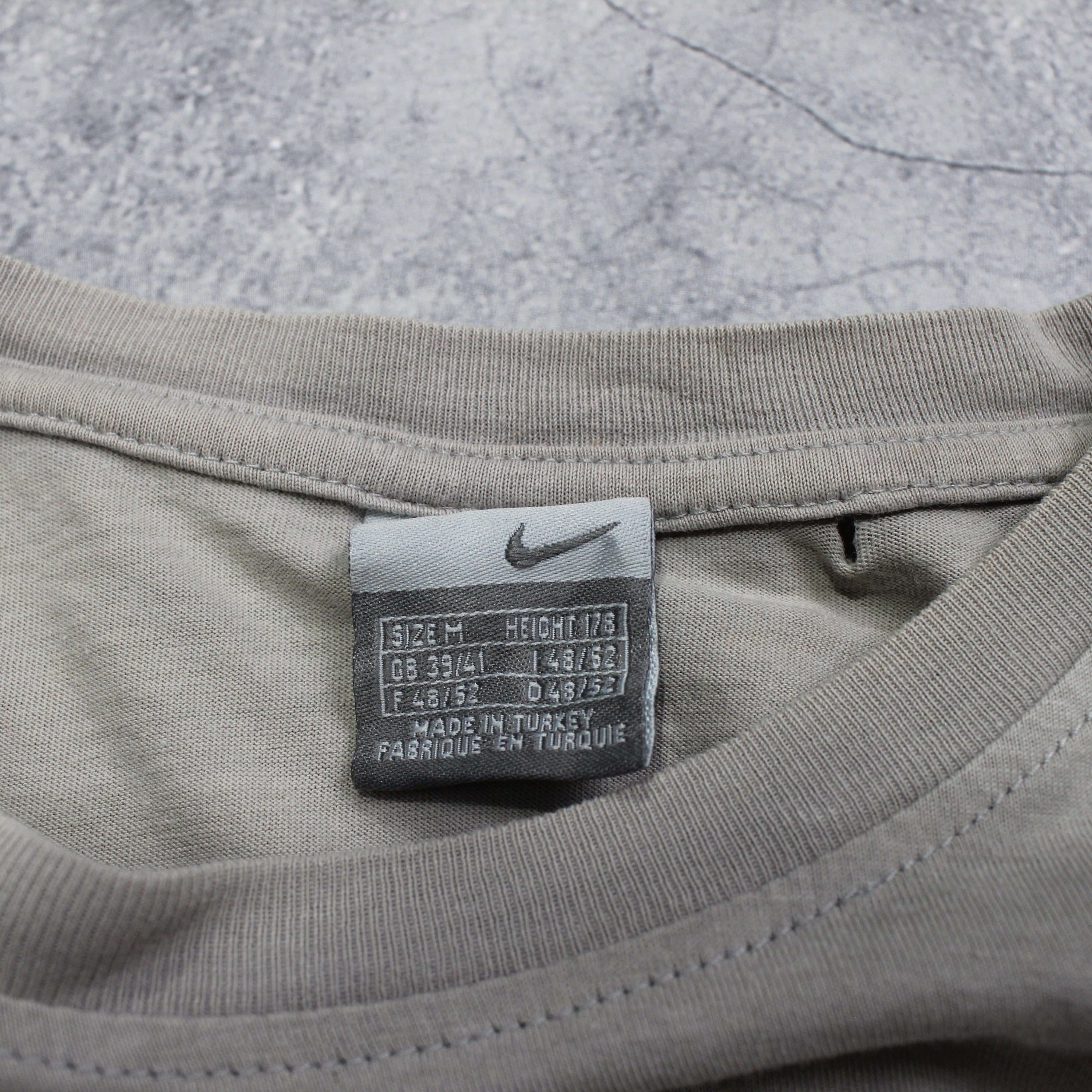 2000s Nike T-Shirt