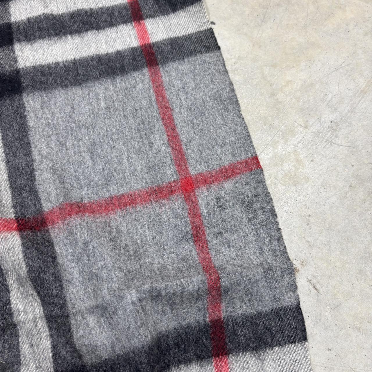 90s Burberrys Plaid Scarf