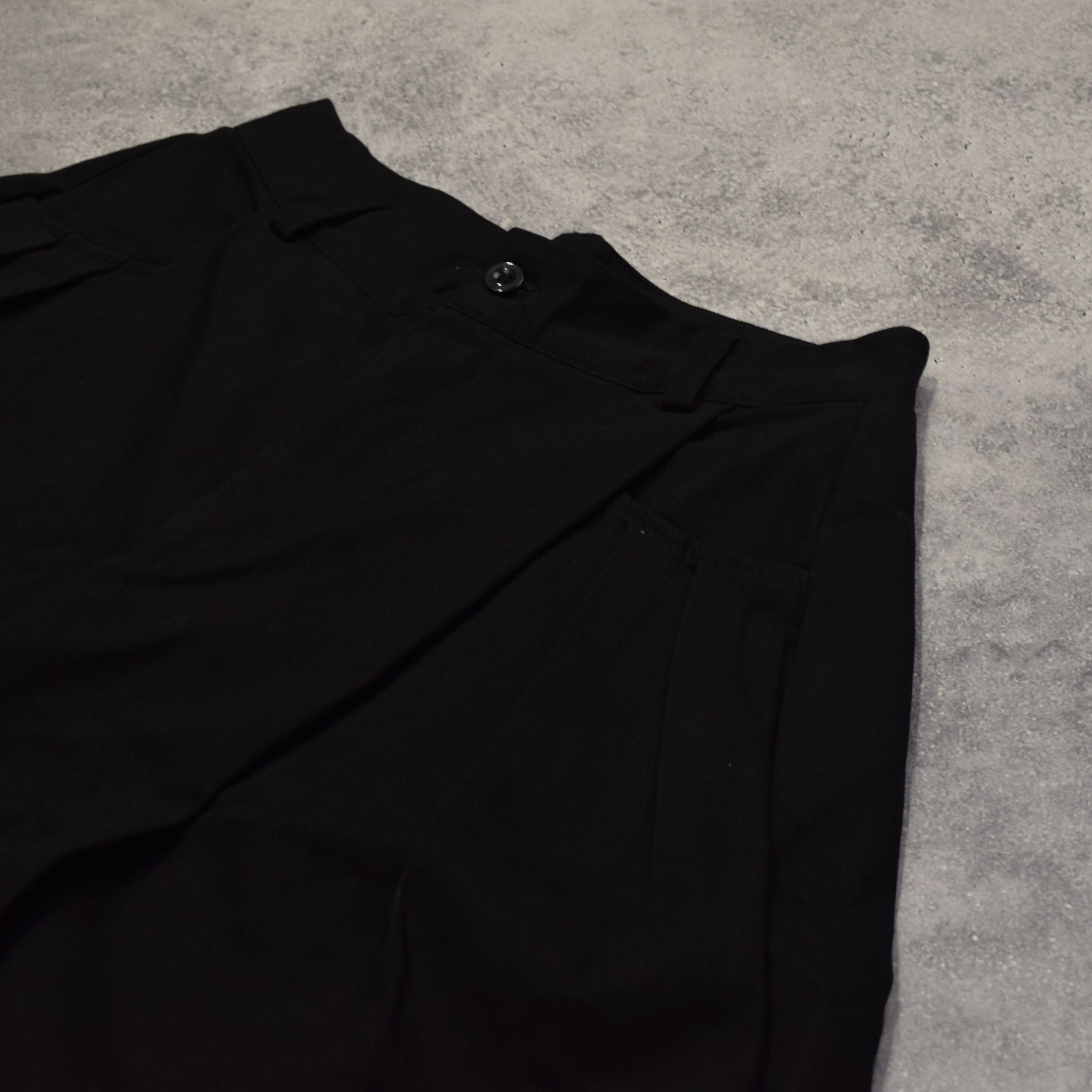Modern Sgr.A+ Pleated Ultra Baggy Shorts