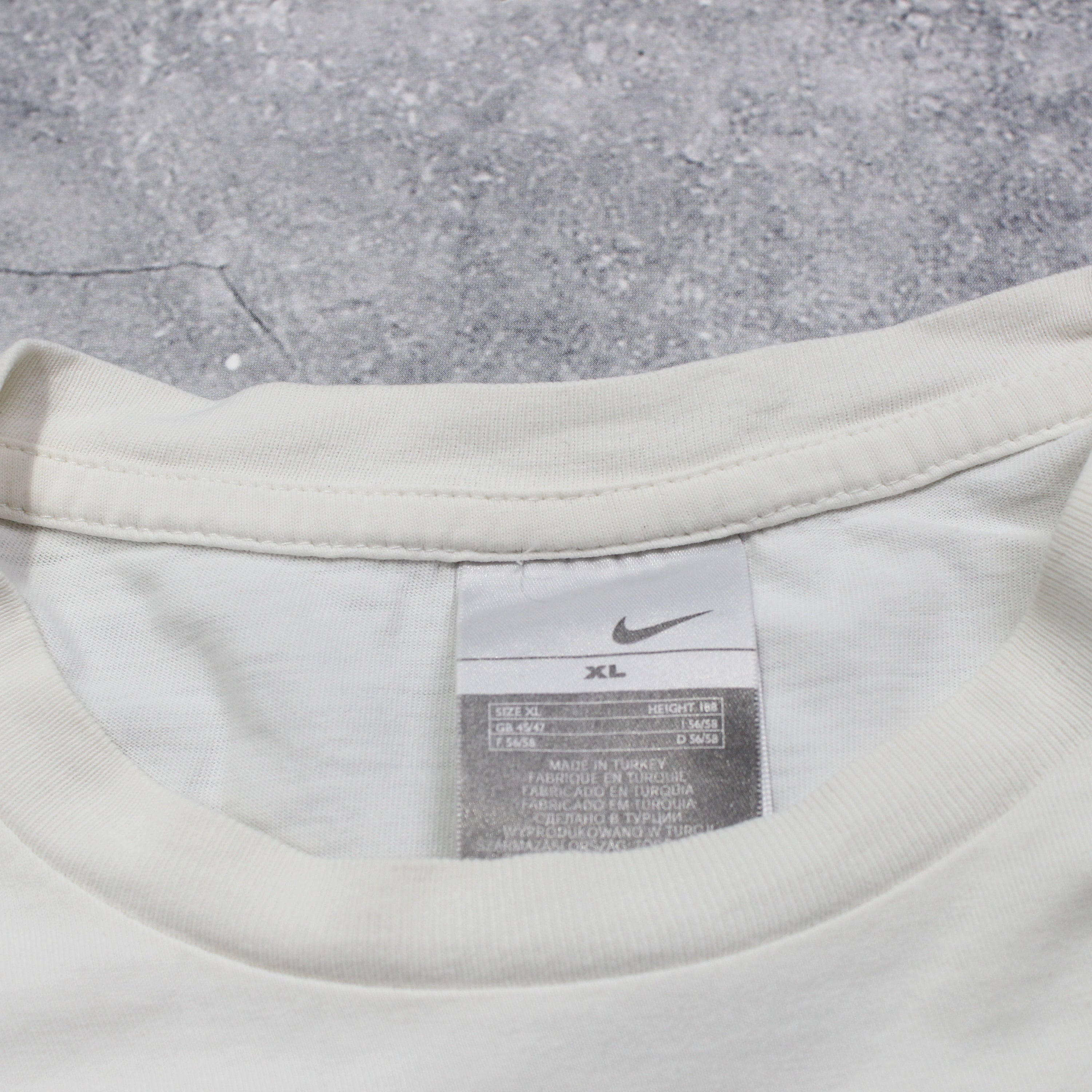 2000s Nike T-Shirt