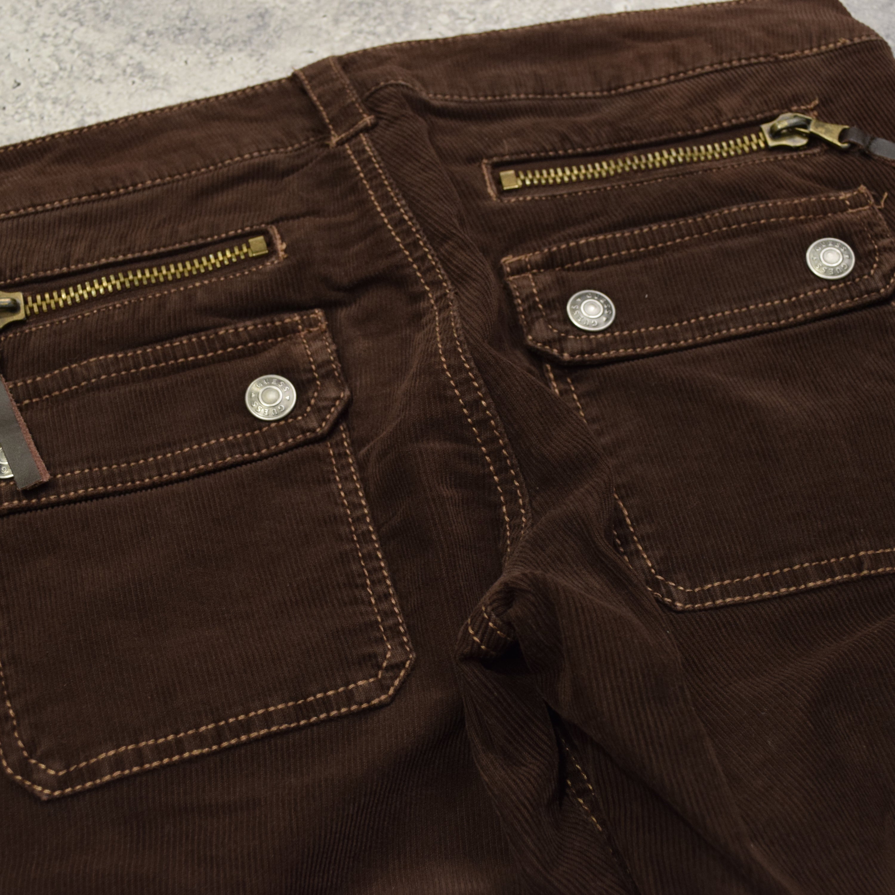 2000s Guess Corduroy Capri Pants