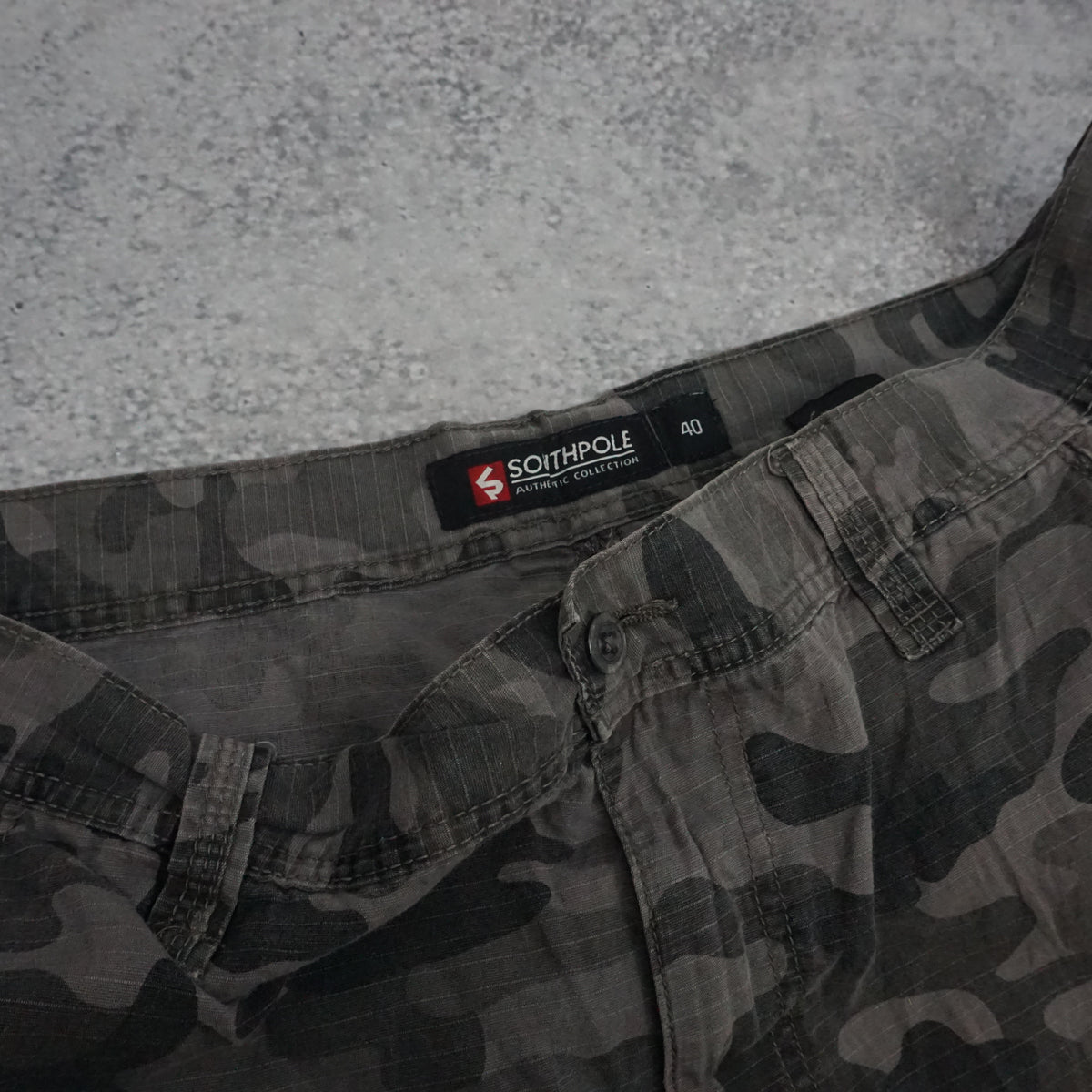 2000s Southpole Camo Cargo Shorts