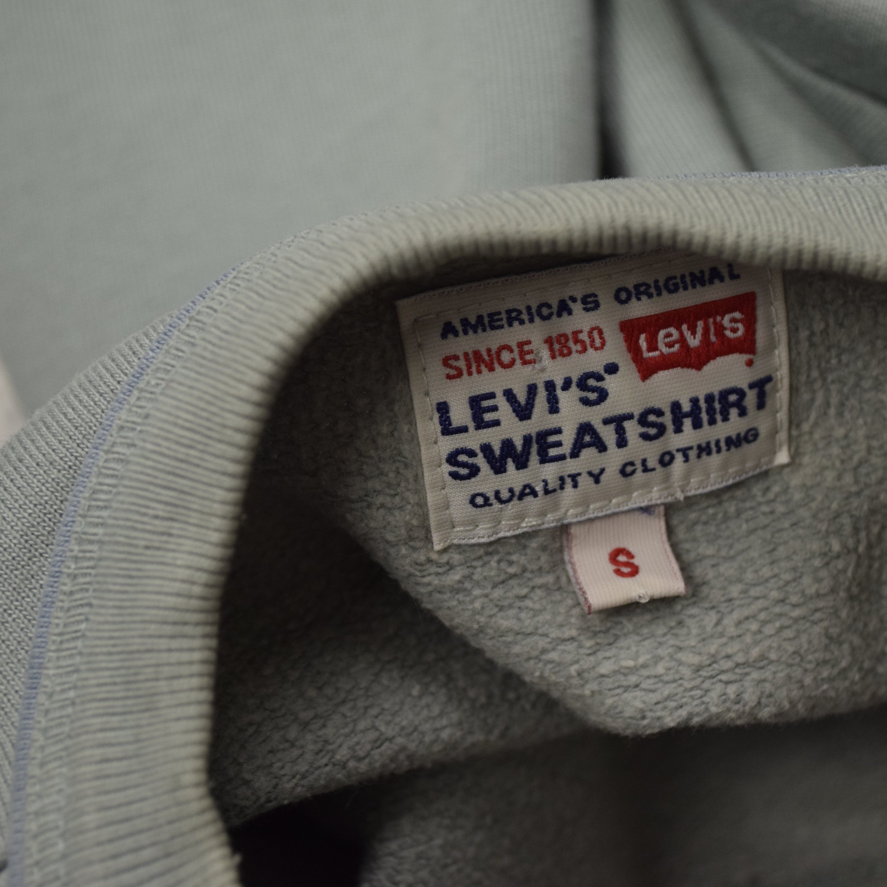 2000s Levi's Crewneck