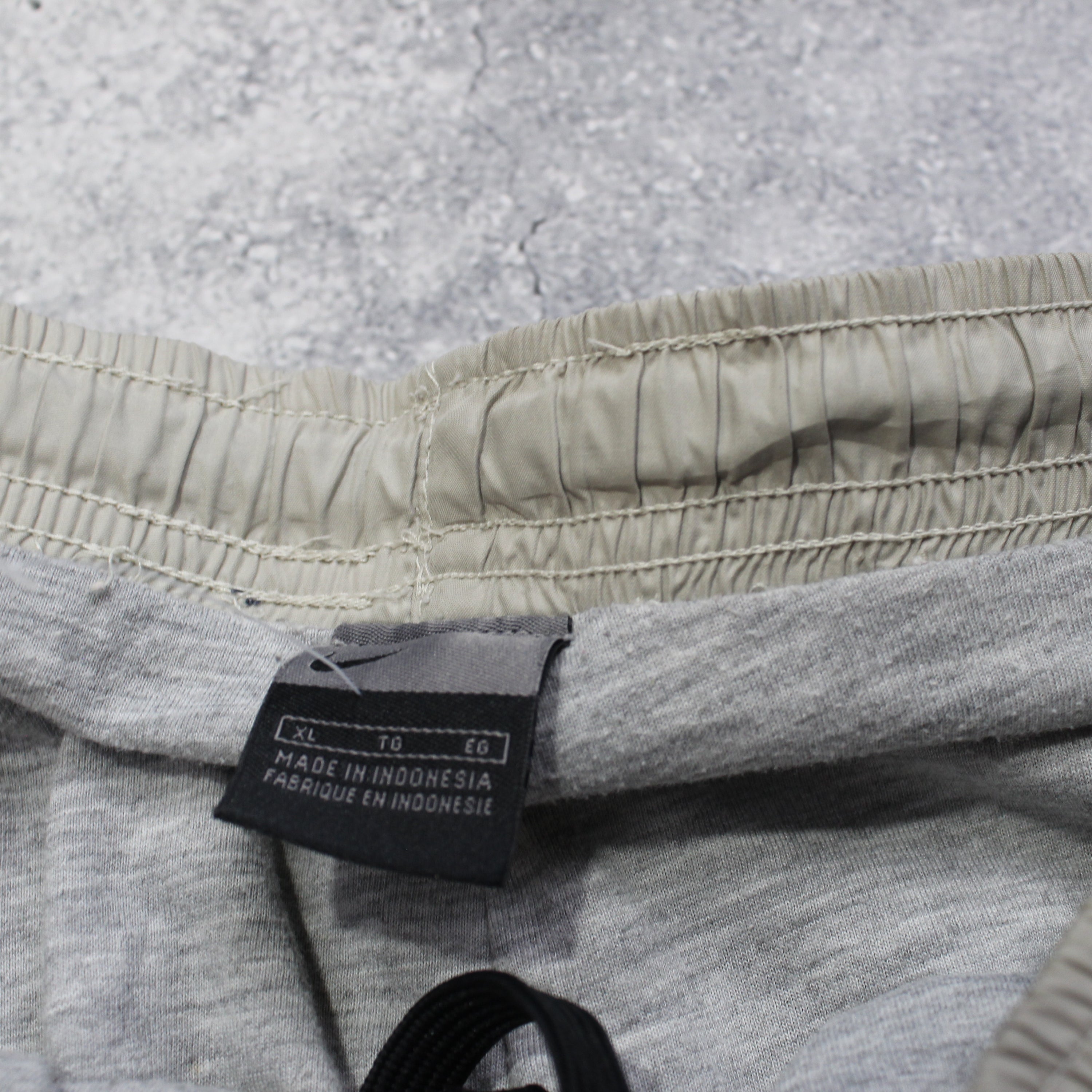 2000s Nike Lightweight Track Pants