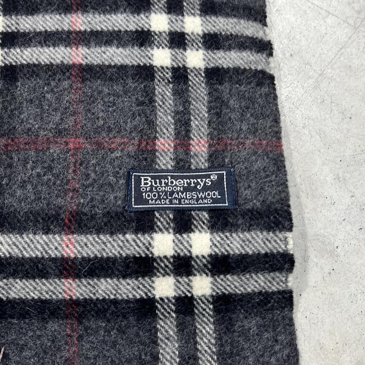 90s Burberrys Plaid Scarf