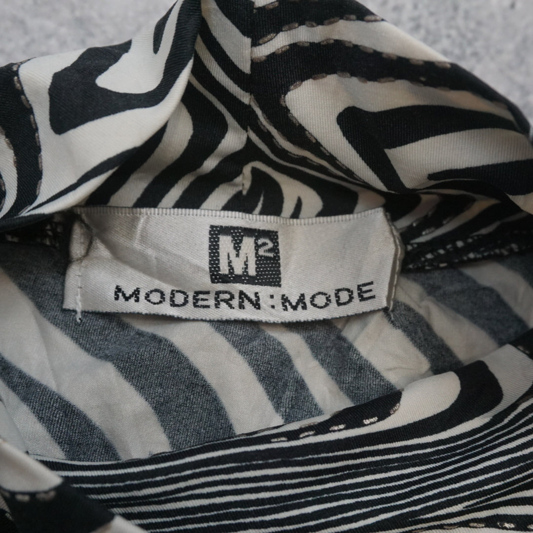 Modern:Mode High Neck Top