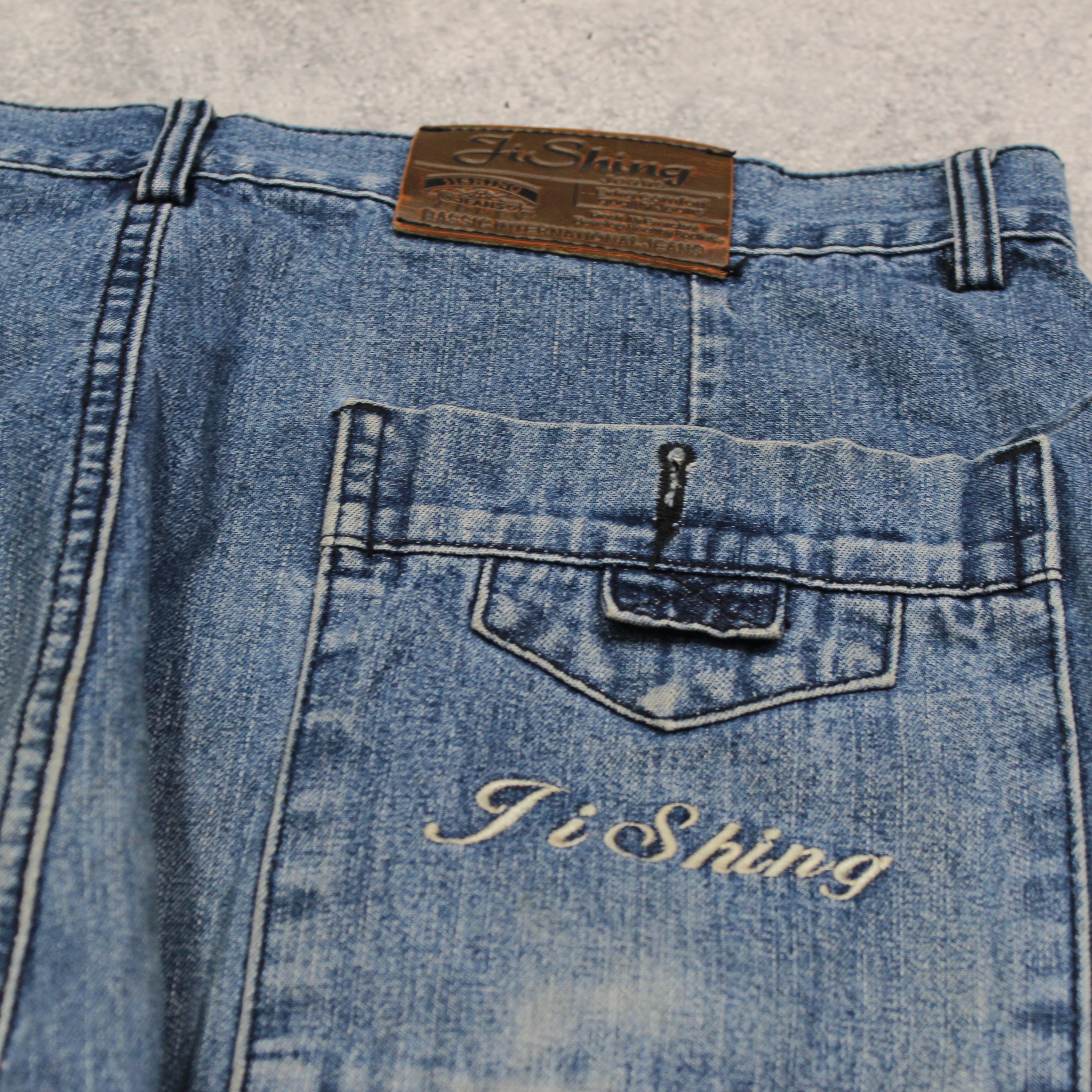 2000s Ji Shing Pleated Jeans
