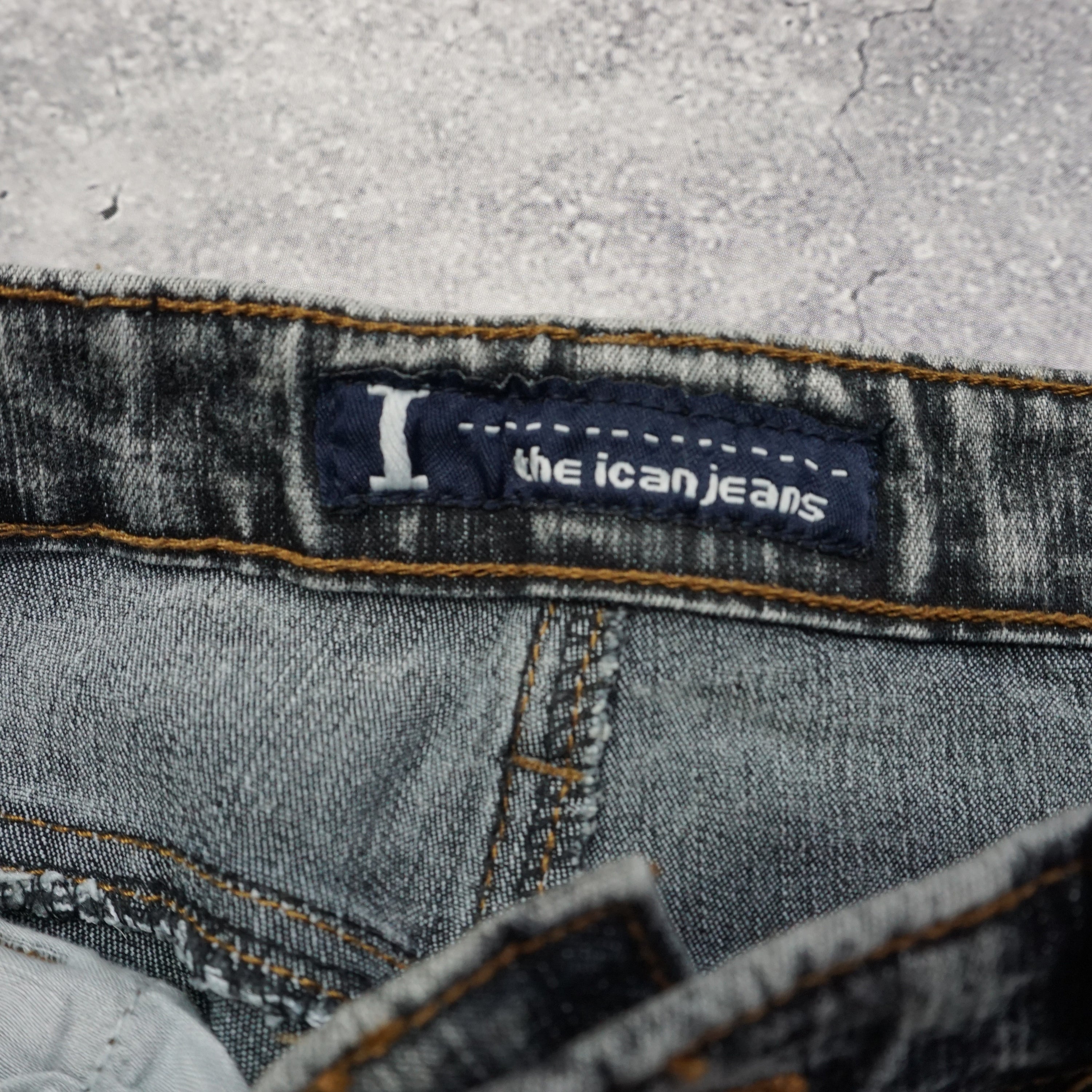 The Ican Jeans Wide Leg Flared Jeans
