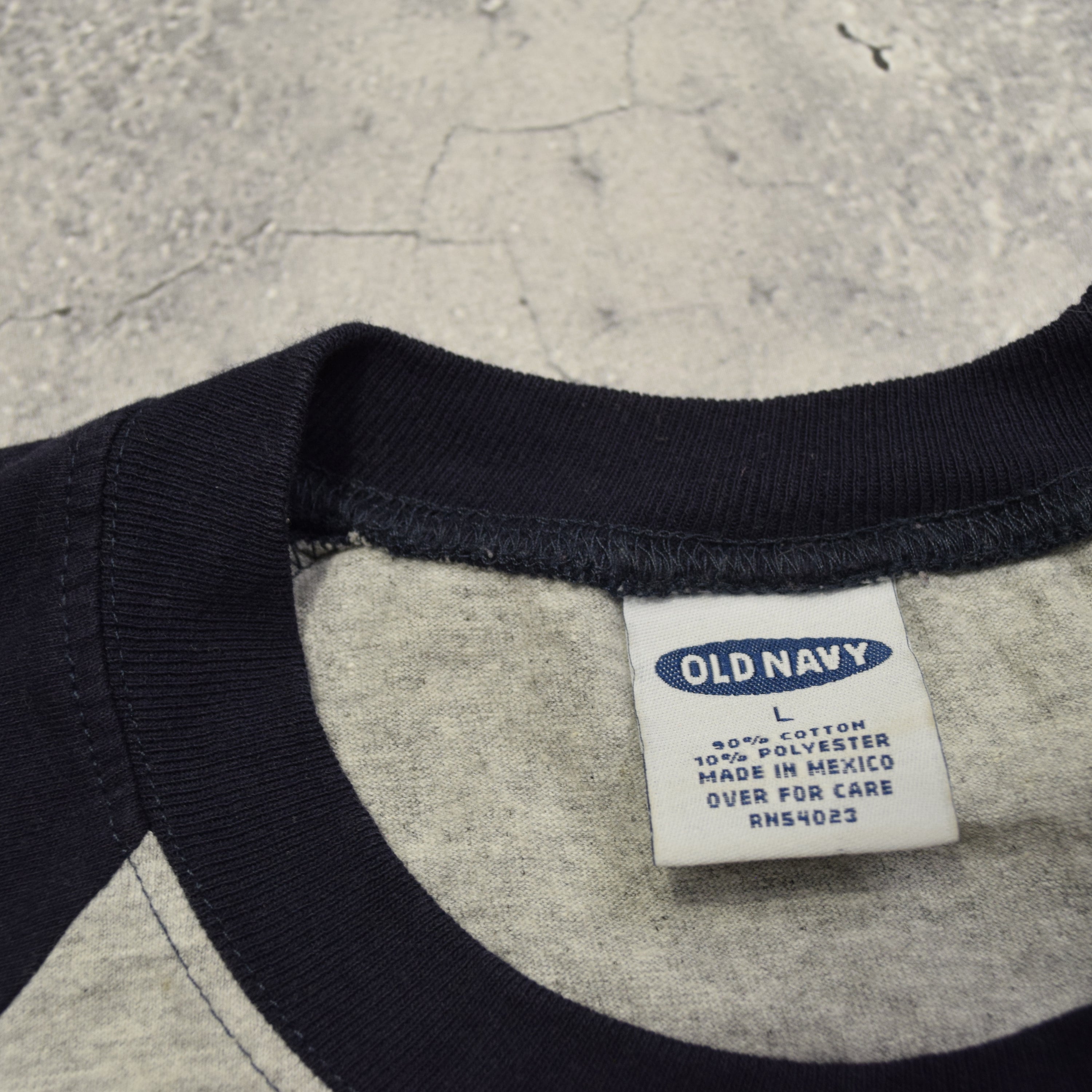 2000s Old Navy 3/4 Sleeve Raglan T-Shirt