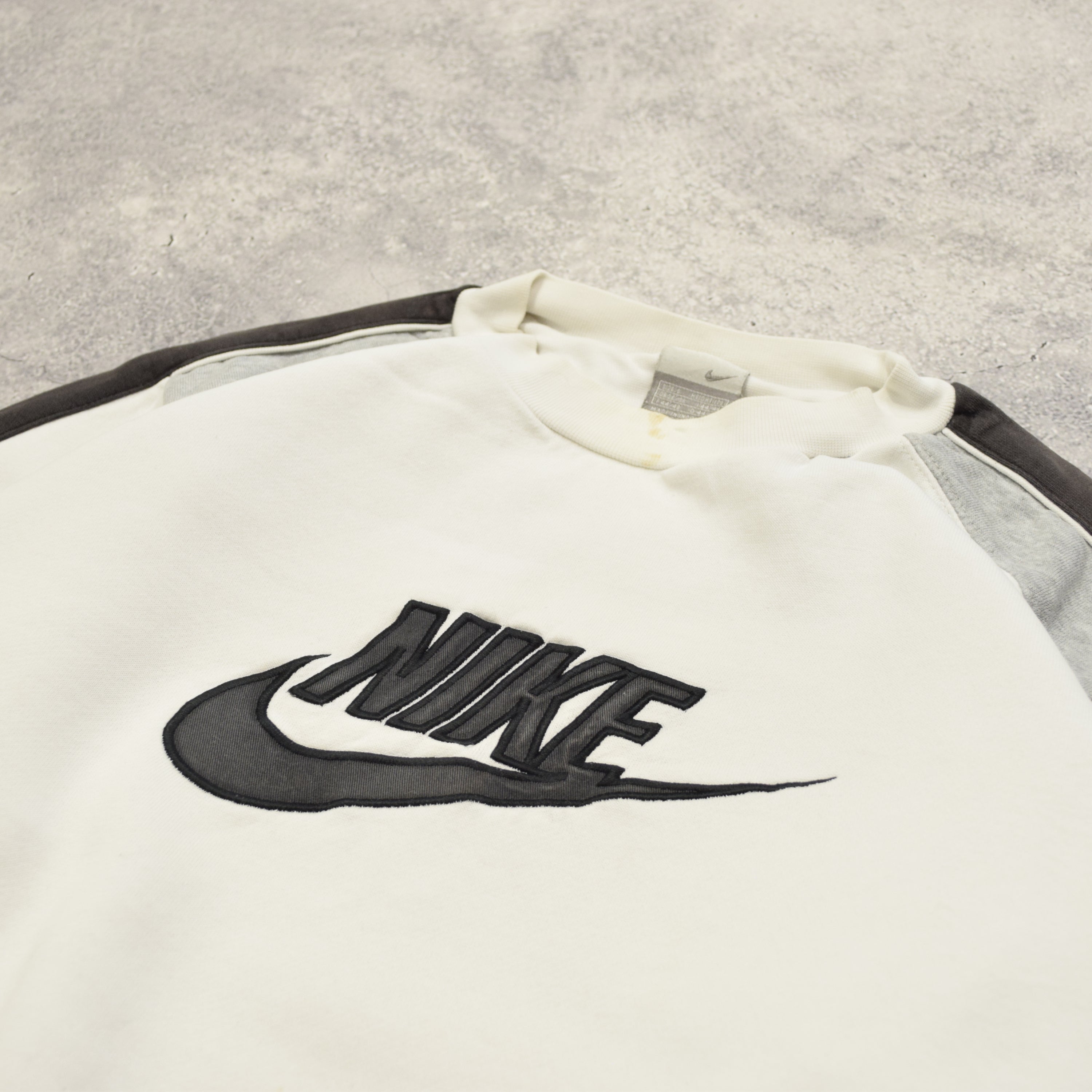 2000s Nike Crewneck