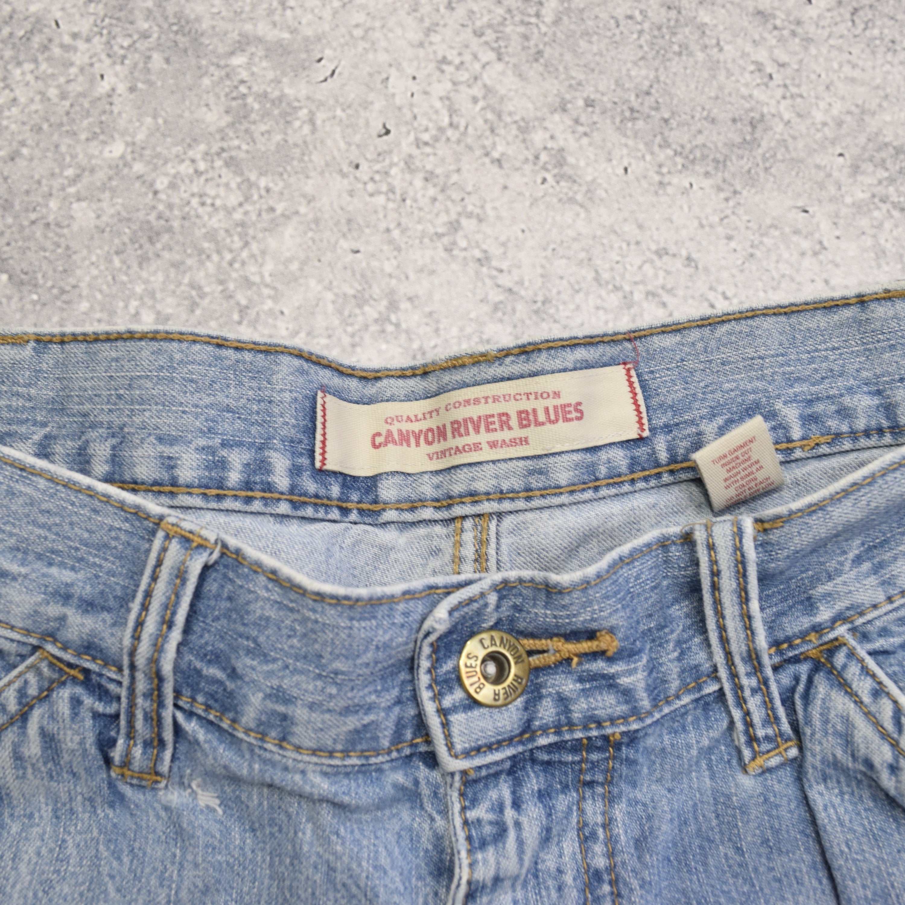 90s Canyon River Blues Carpenter Jorts