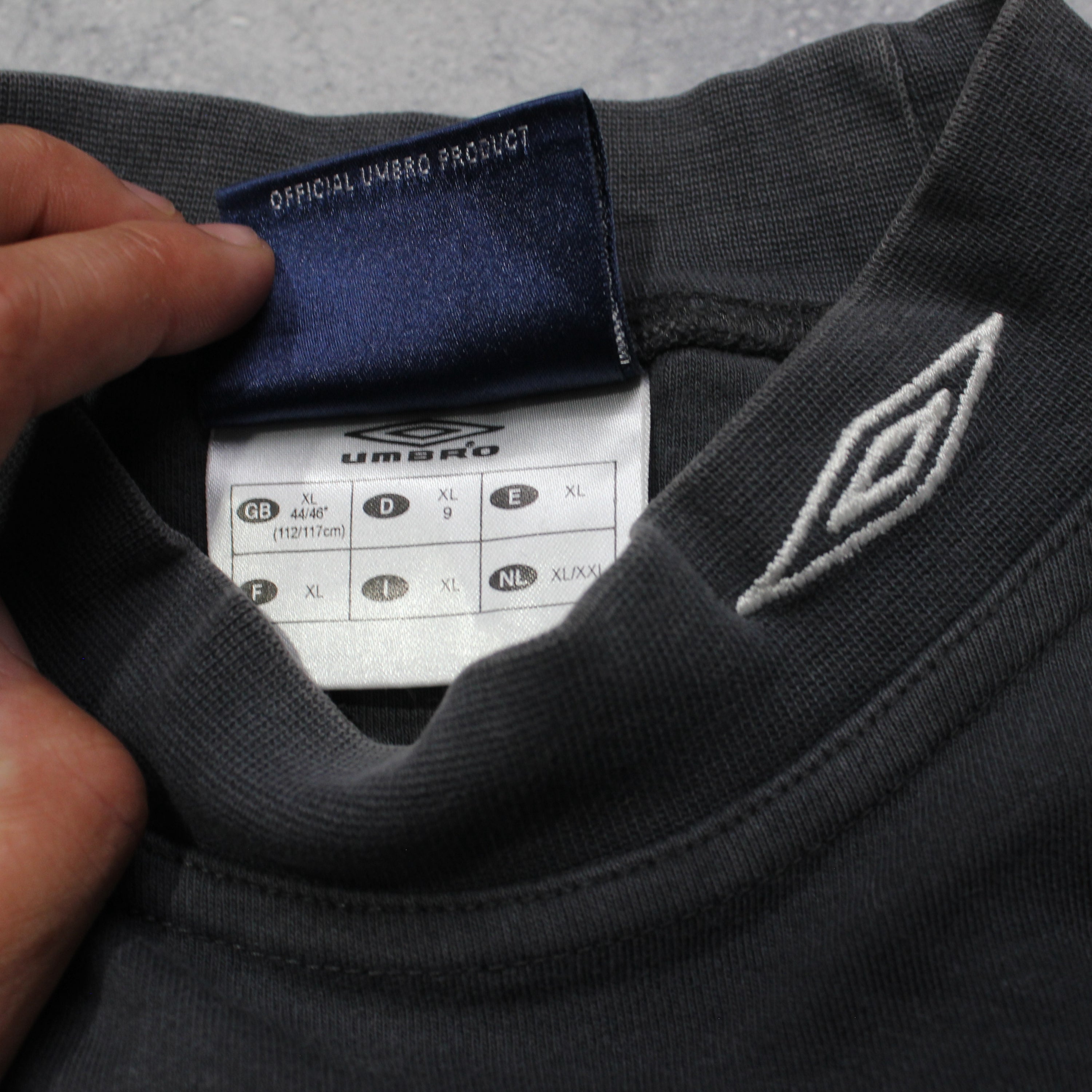 2000s Umbro Mockneck Loongsleeve T-Shirt