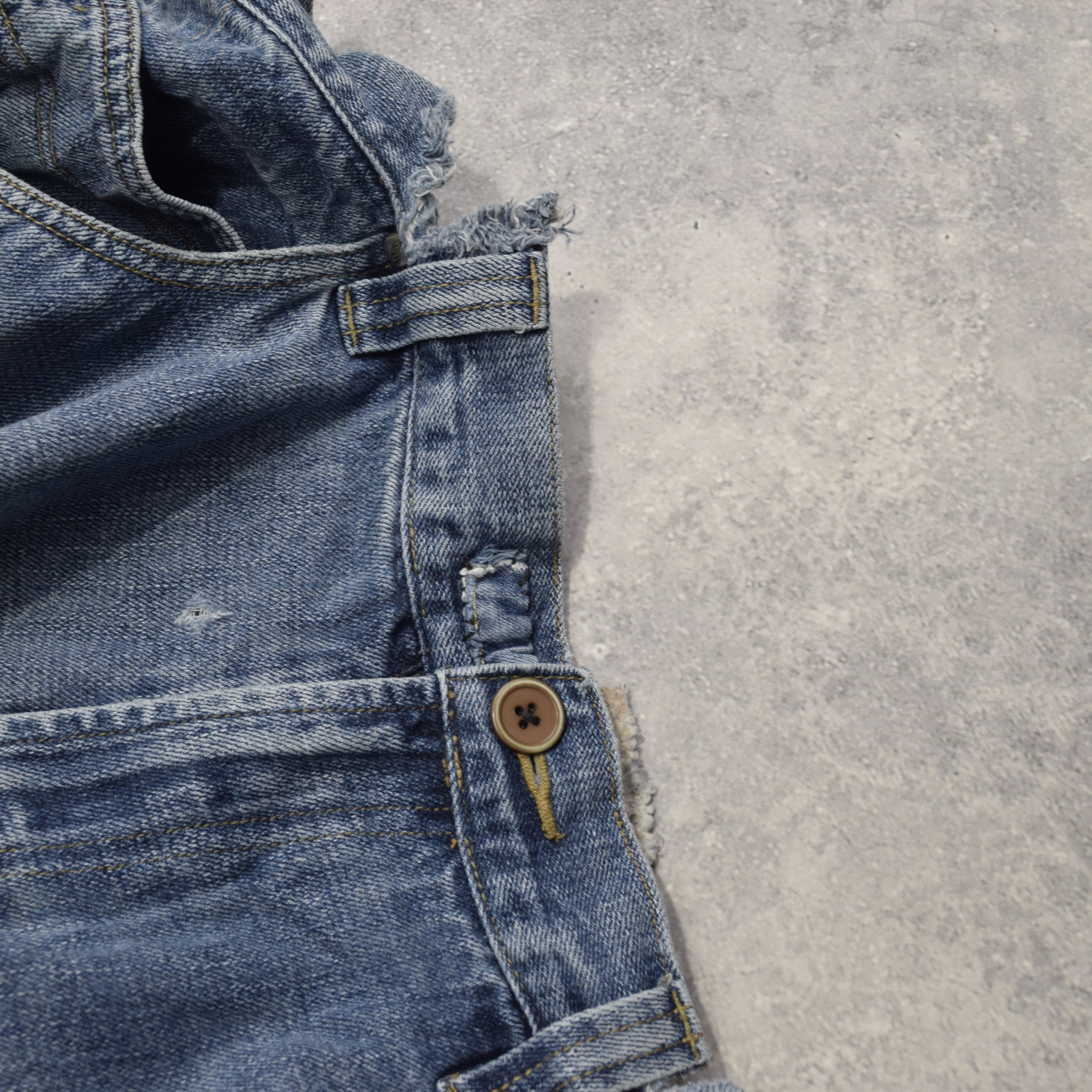 90s Hedz-Up  Distressed Relaxed Fit Jeans