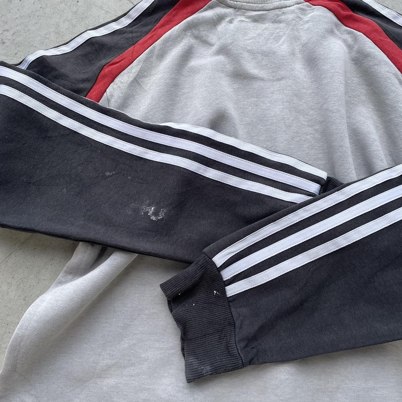 2000s Adidas Graphic Crewneck