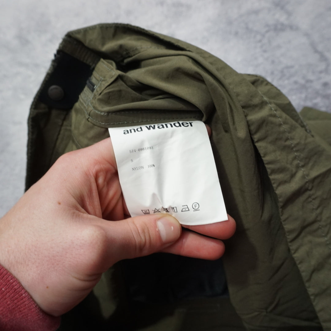 and wander Utility Vest