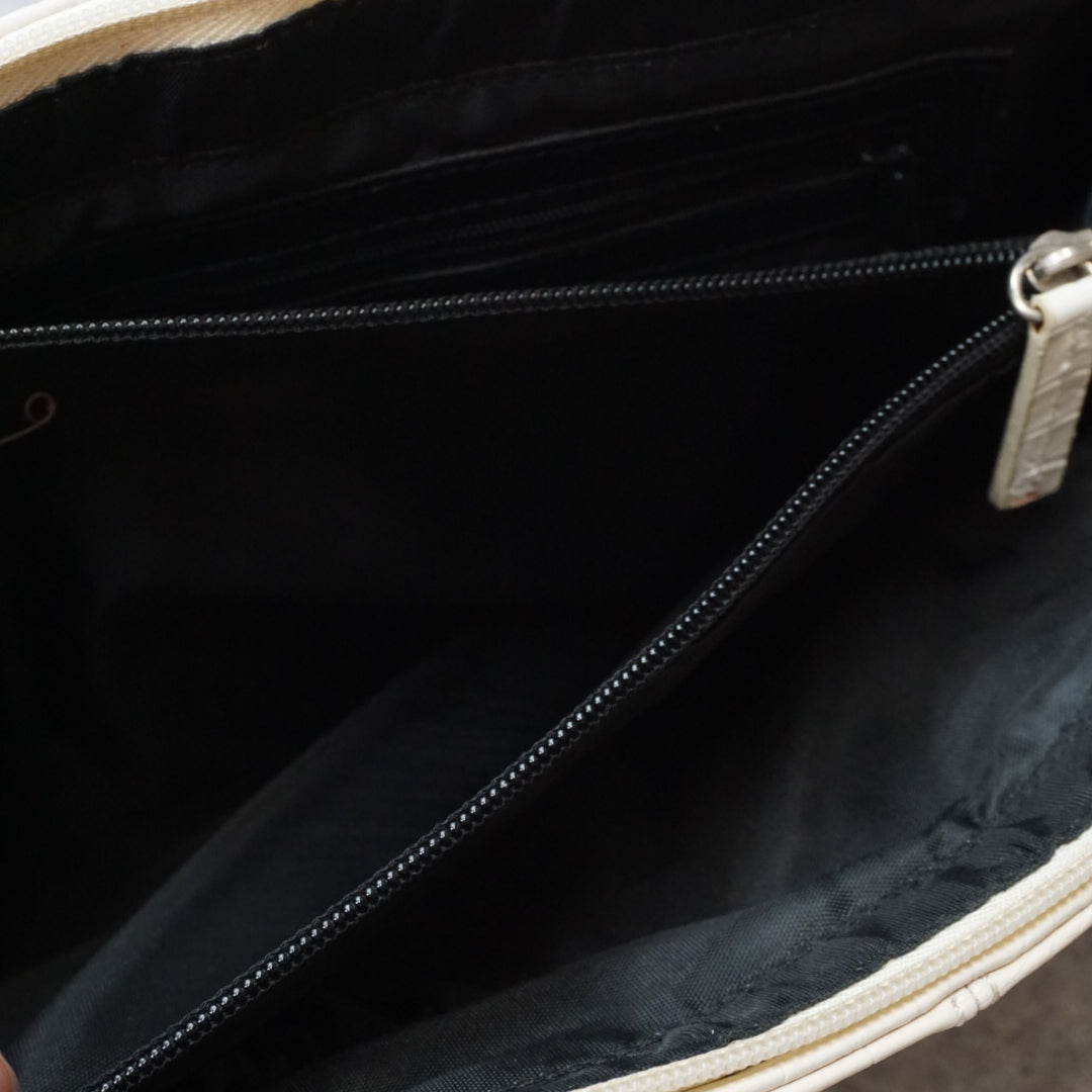 2000s JAG White Buckle Handbag