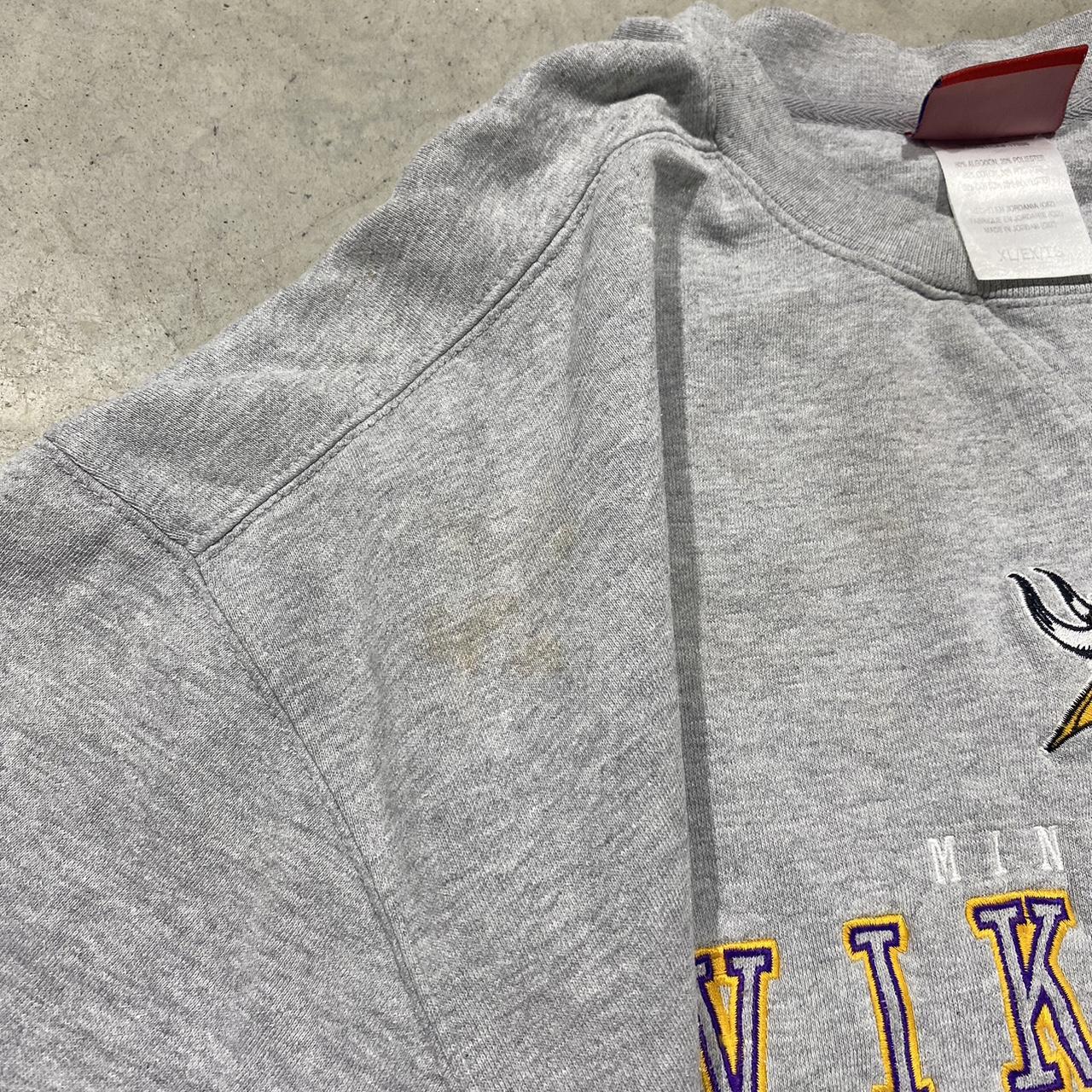 2000s Reebok Graphic Crewneck