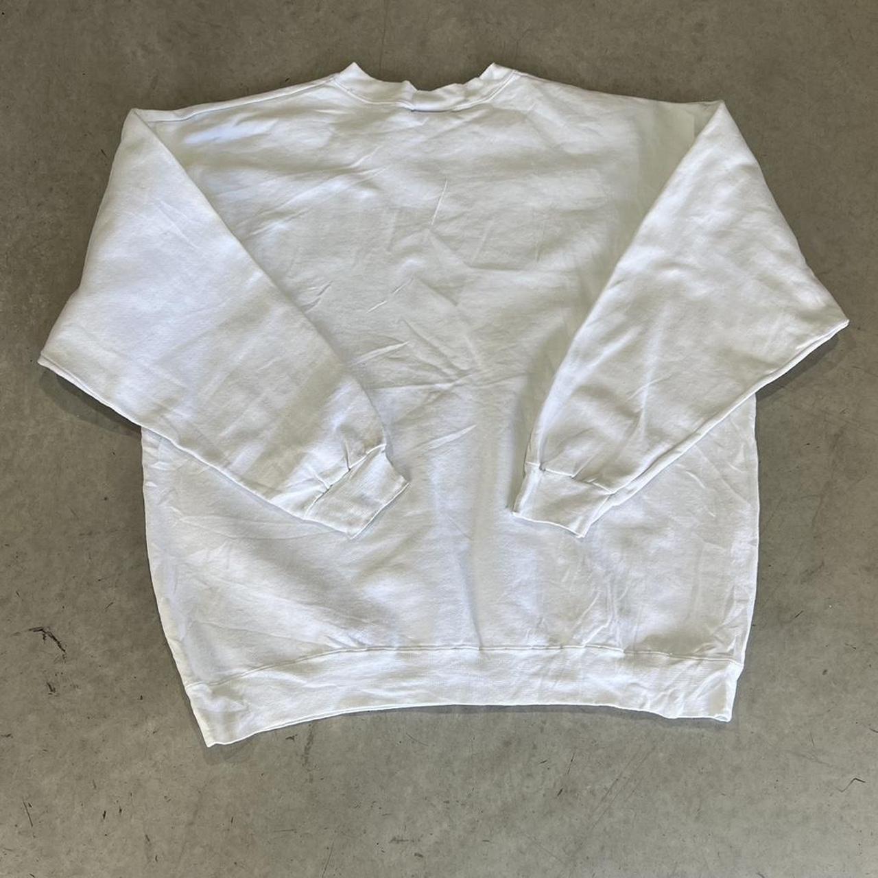 2000s Hanes Graphic Crewneck